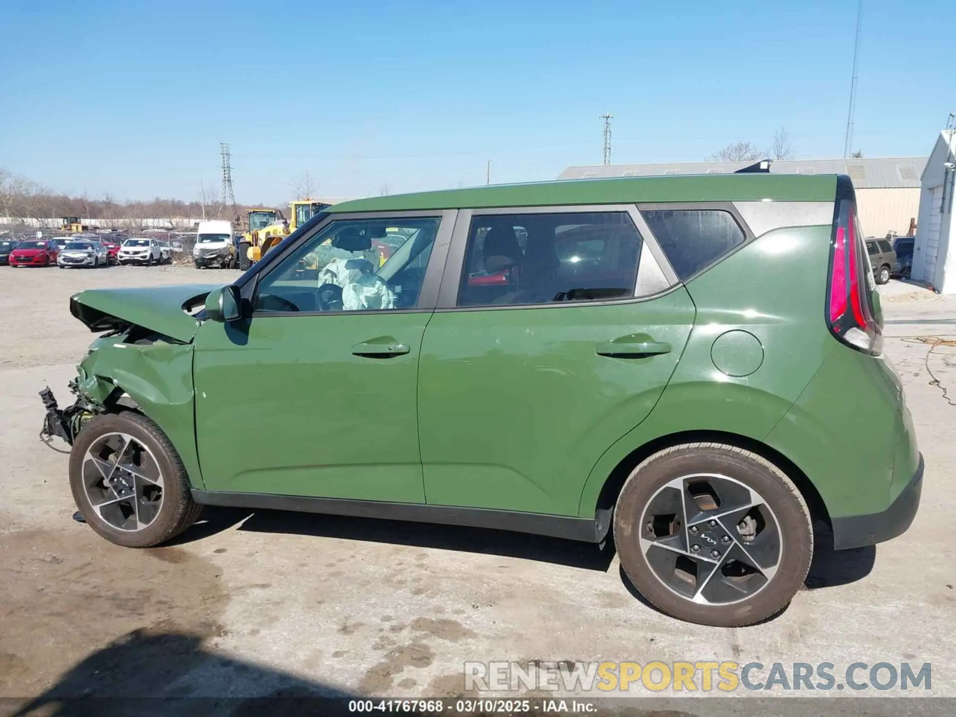 14 Photograph of a damaged car KNDJ33AU5P7194010 KIA SOUL 2023