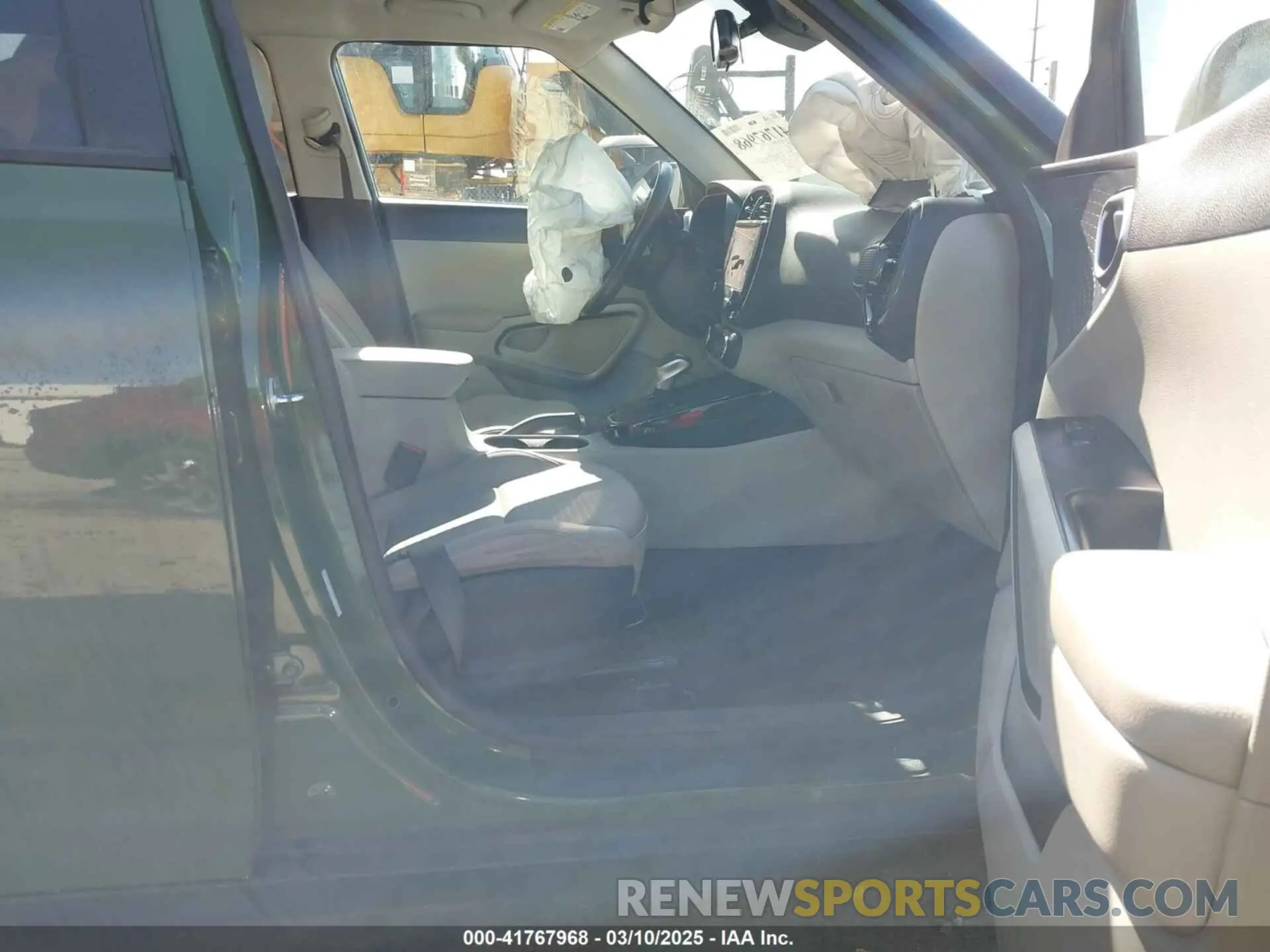 5 Photograph of a damaged car KNDJ33AU5P7194010 KIA SOUL 2023