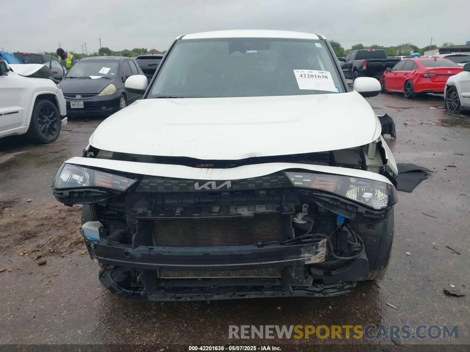 6 Photograph of a damaged car KNDJ33AU5P7838976 KIA SOUL 2023