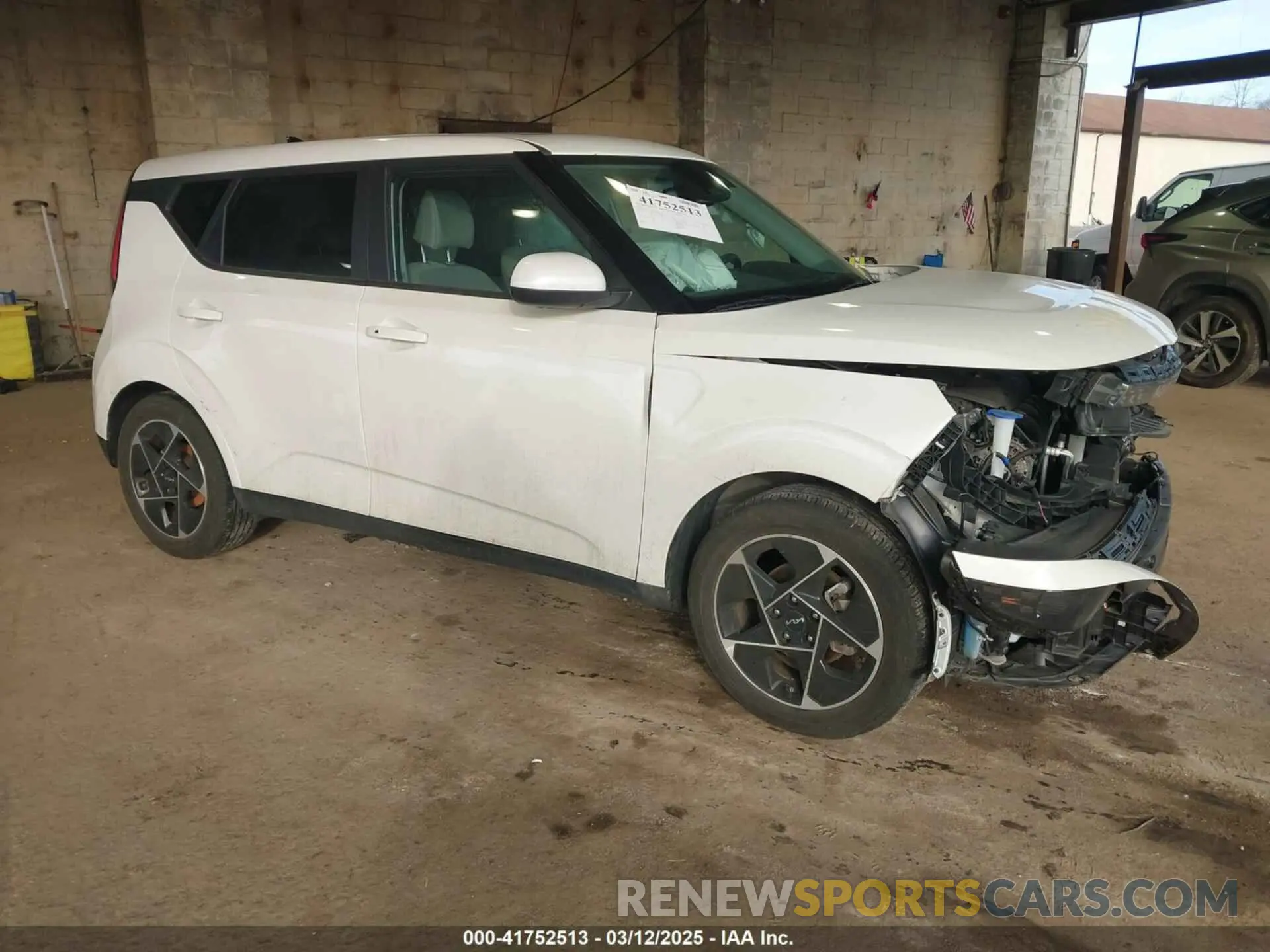 1 Photograph of a damaged car KNDJ33AU5P7874182 KIA SOUL 2023