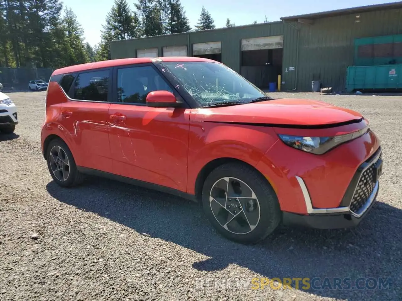 4 Photograph of a damaged car KNDJ33AU6P7203359 KIA SOUL 2023