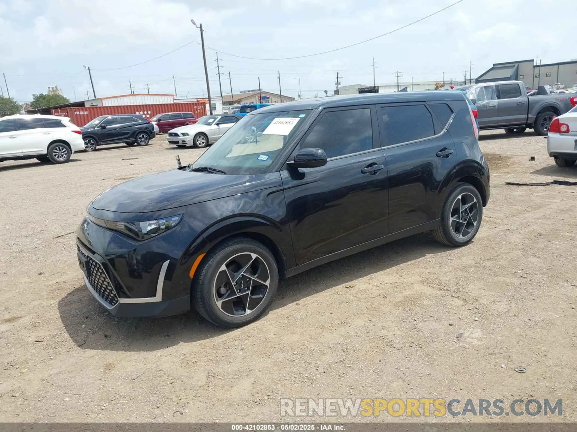 2 Photograph of a damaged car KNDJ33AU6P7869041 KIA SOUL 2023