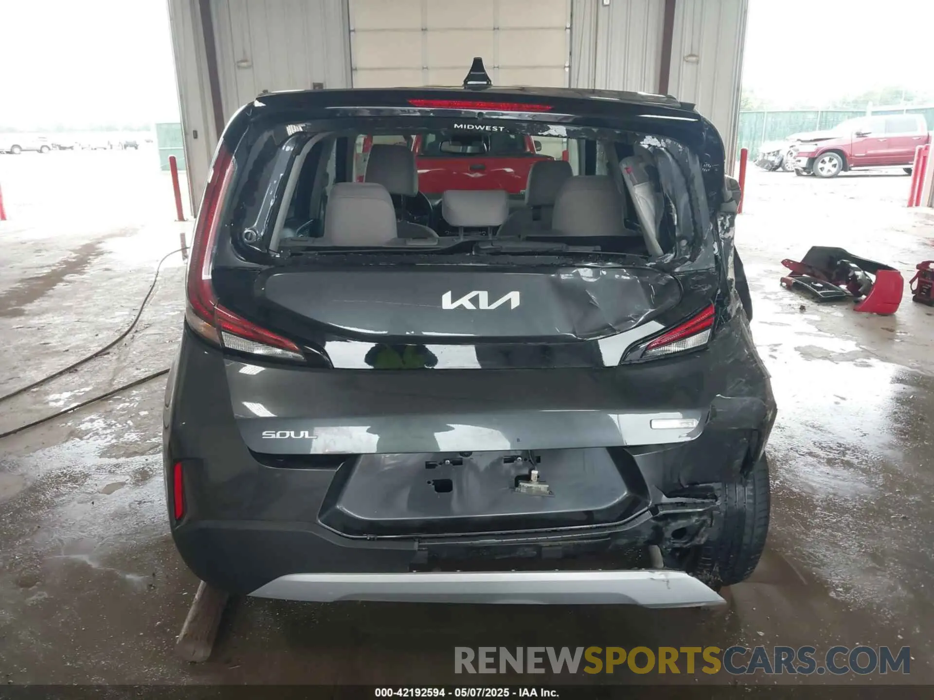 16 Photograph of a damaged car KNDJ33AU6P7891525 KIA SOUL 2023