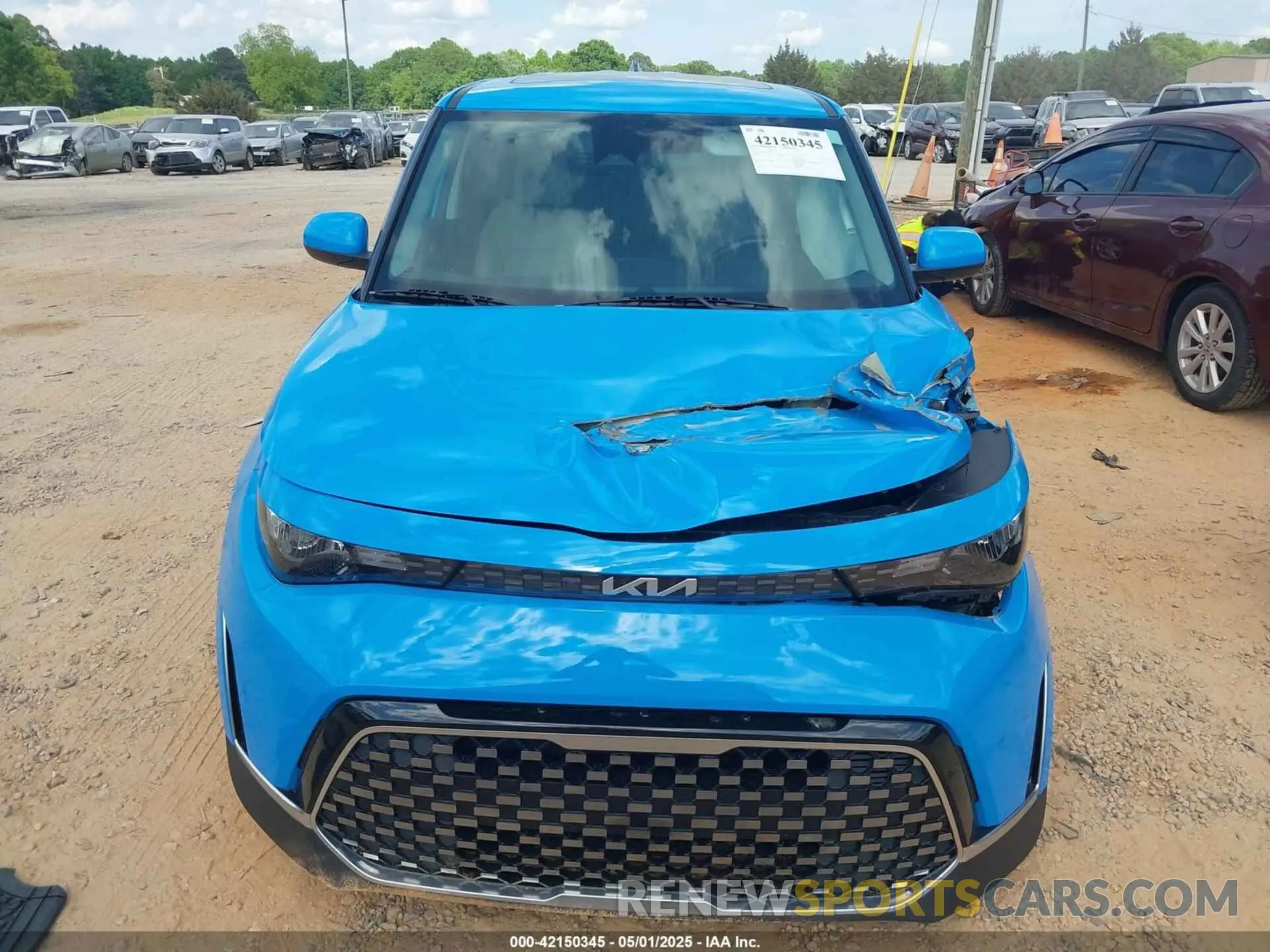12 Photograph of a damaged car KNDJ33AU7P7195711 KIA SOUL 2023