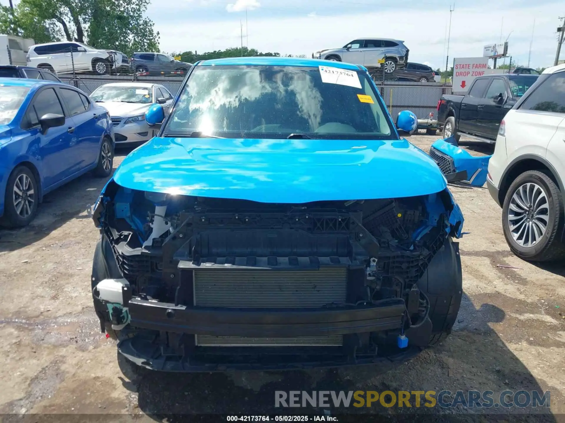 13 Photograph of a damaged car KNDJ33AU8P7210149 KIA SOUL 2023