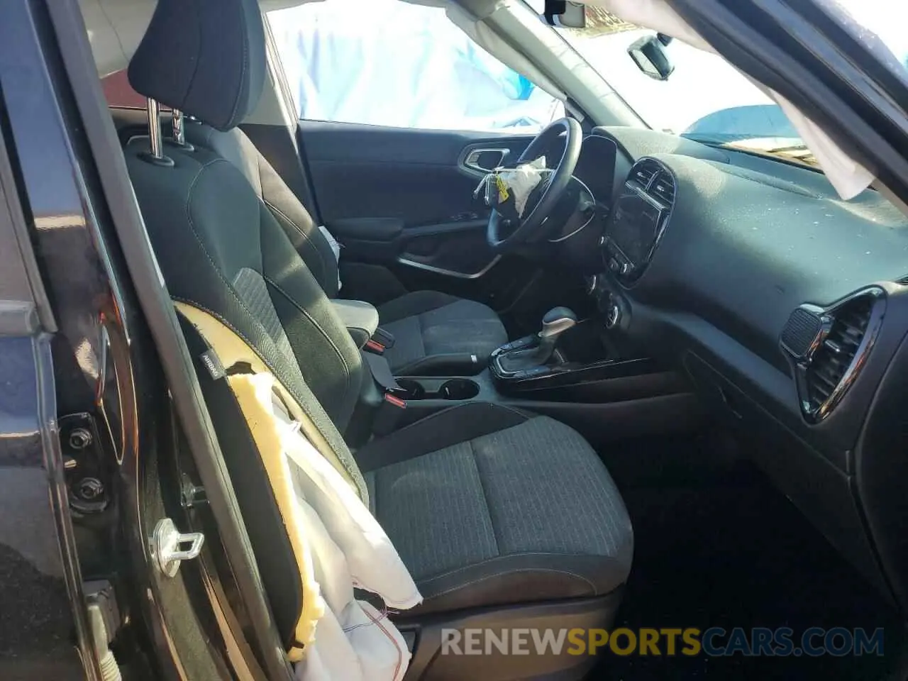 7 Photograph of a damaged car KNDJ33AU8P7856050 KIA SOUL 2023