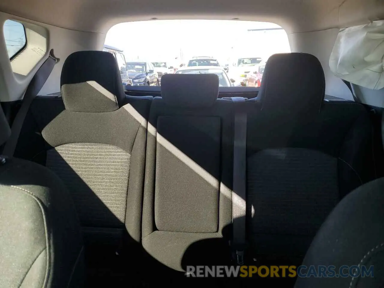 10 Photograph of a damaged car KNDJ33AU8P7857389 KIA SOUL 2023
