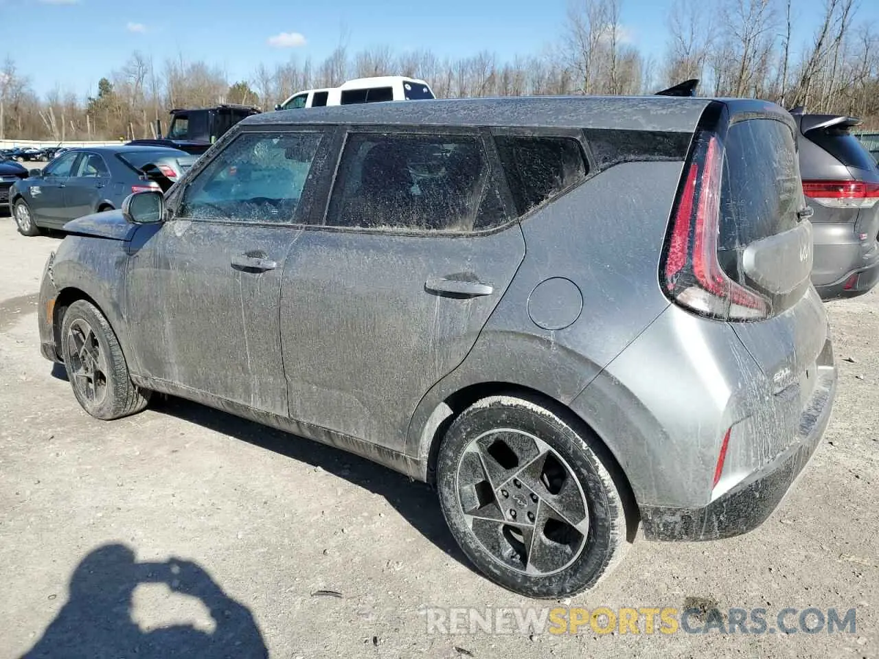 2 Photograph of a damaged car KNDJ33AU8P7865959 KIA SOUL 2023