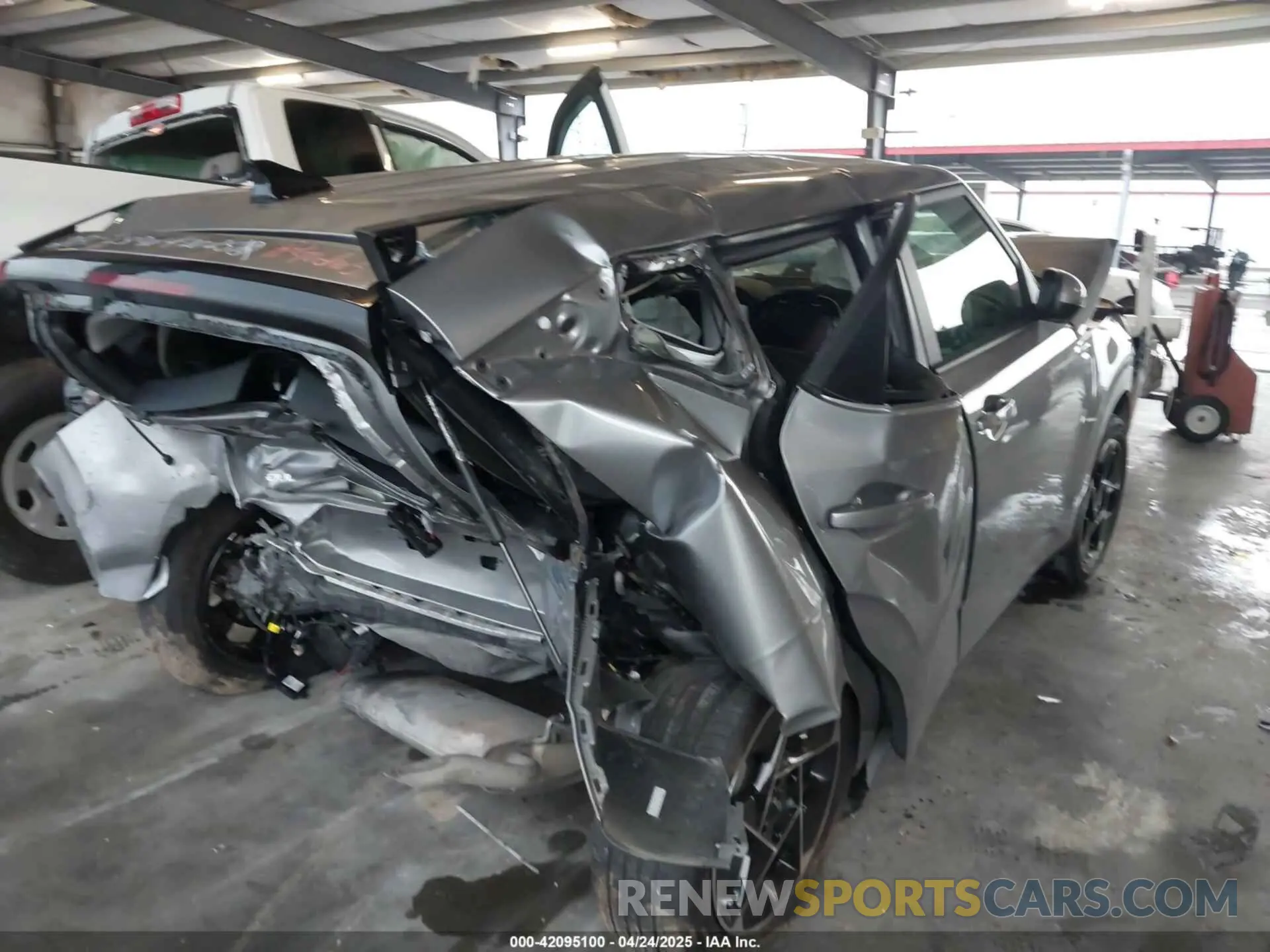 4 Photograph of a damaged car KNDJ33AU8P7872815 KIA SOUL 2023