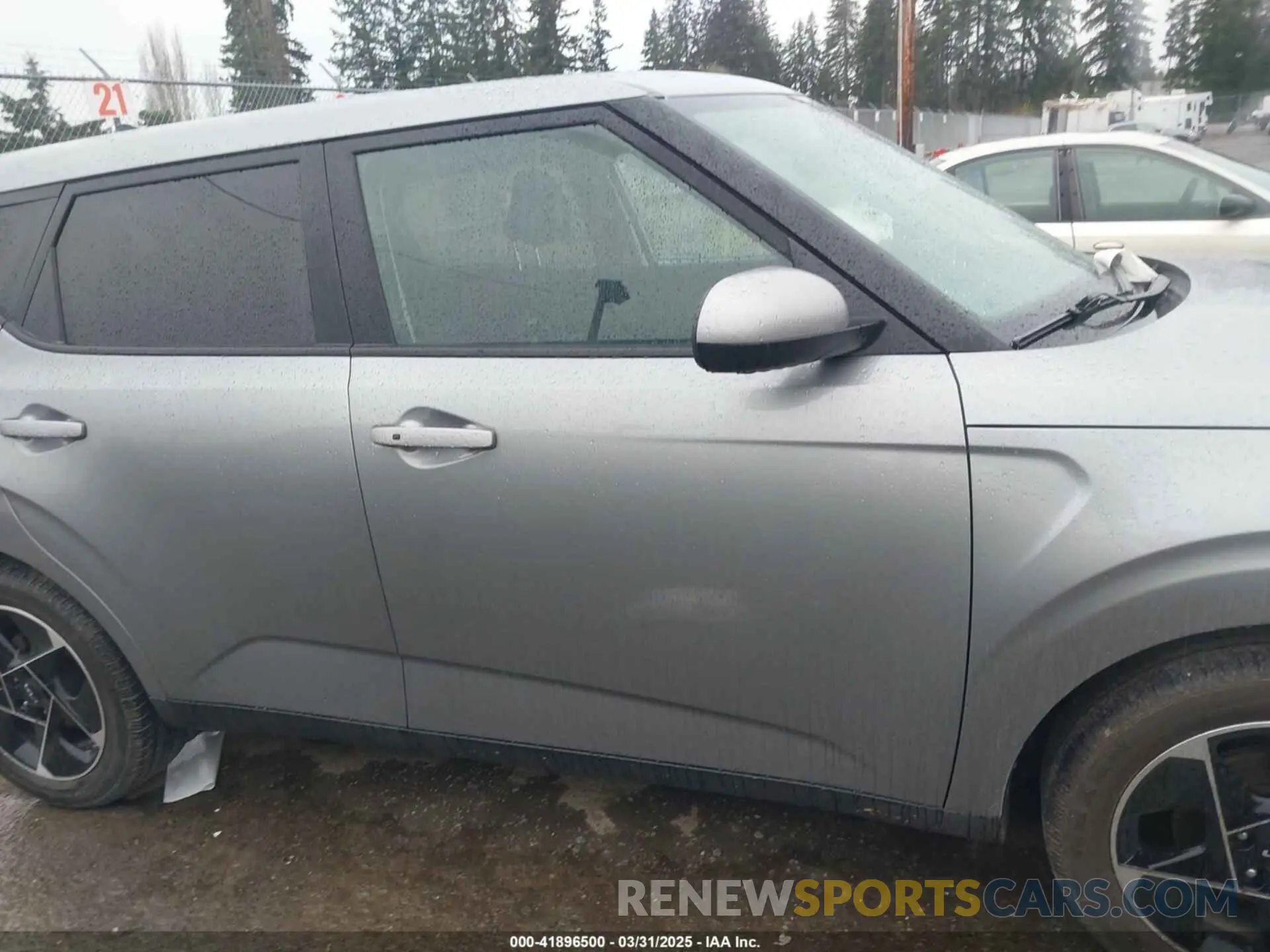13 Photograph of a damaged car KNDJ33AU8P7896113 KIA SOUL 2023
