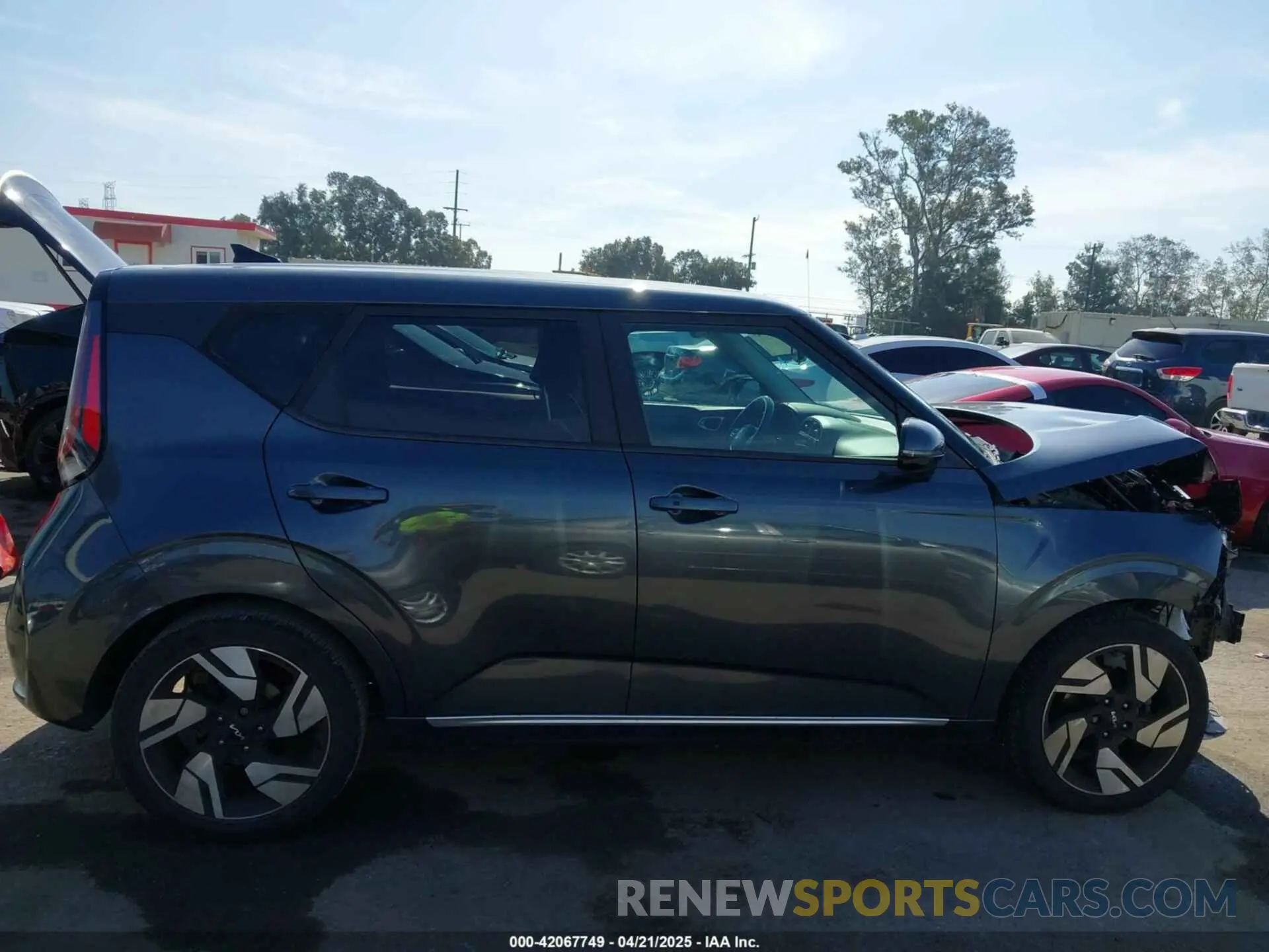 14 Photograph of a damaged car KNDJ53AU0P7195673 KIA SOUL 2023