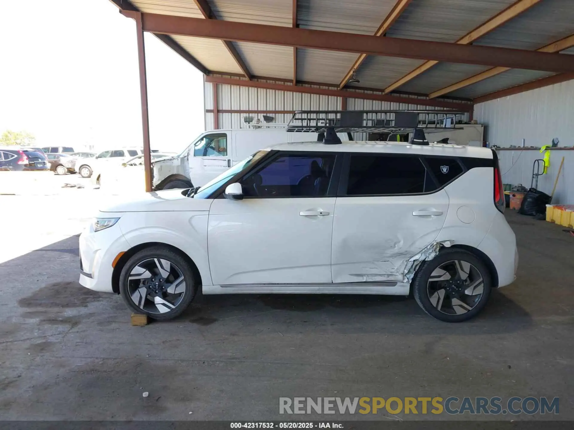 14 Photograph of a damaged car KNDJ53AU0P7865156 KIA SOUL 2023