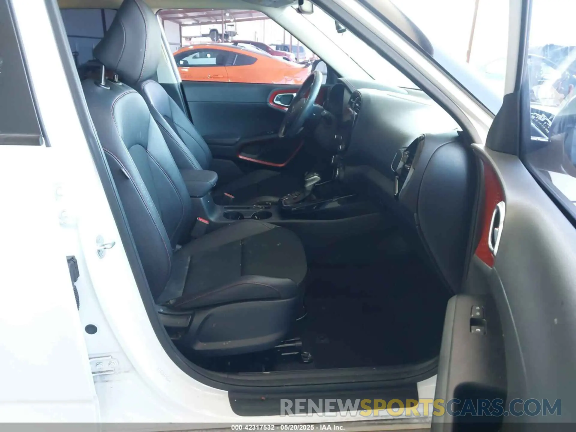 5 Photograph of a damaged car KNDJ53AU0P7865156 KIA SOUL 2023
