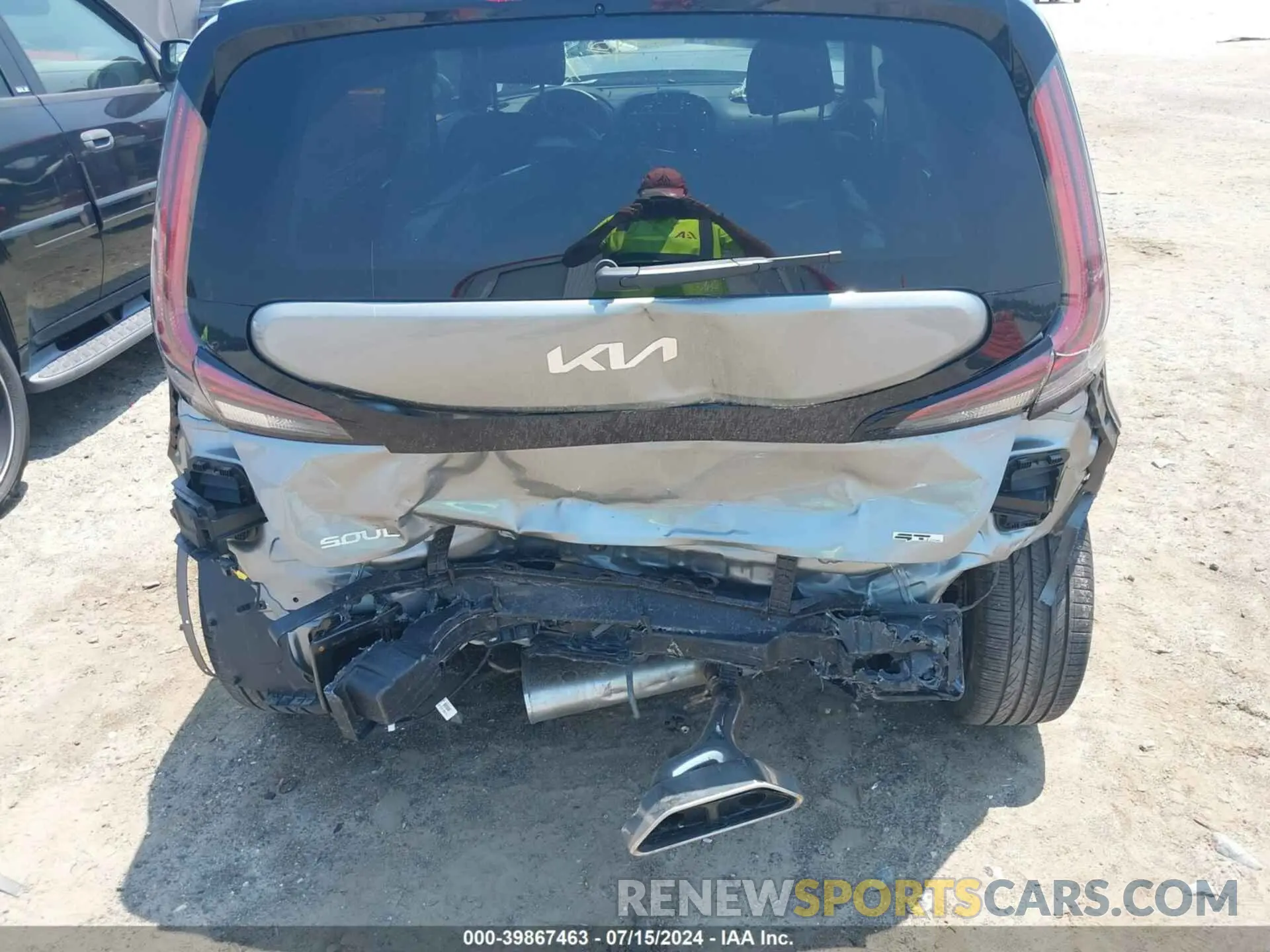 6 Photograph of a damaged car KNDJ53AU2P7852733 KIA SOUL 2023