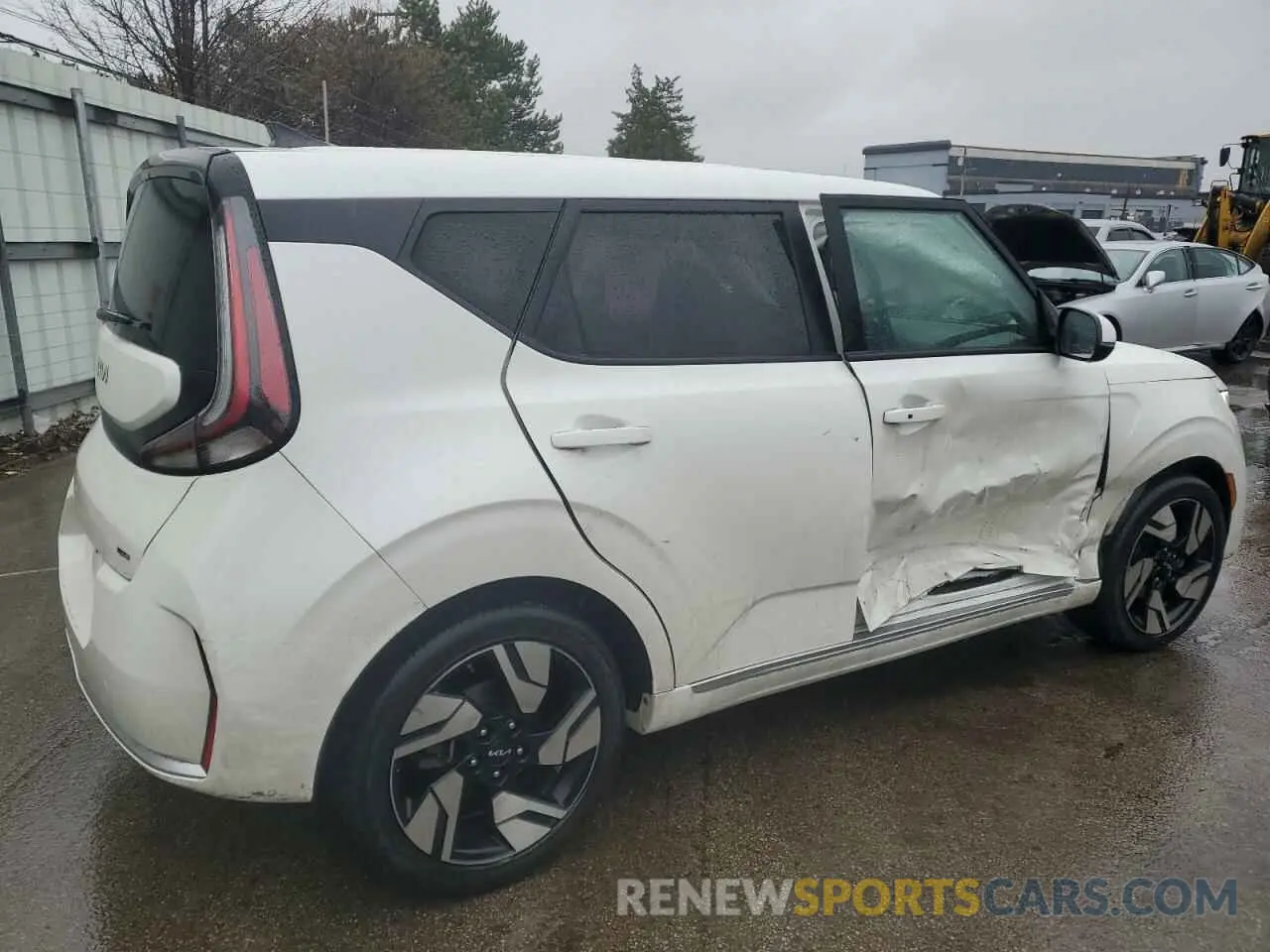 3 Photograph of a damaged car KNDJ53AU4P7867430 KIA SOUL 2023