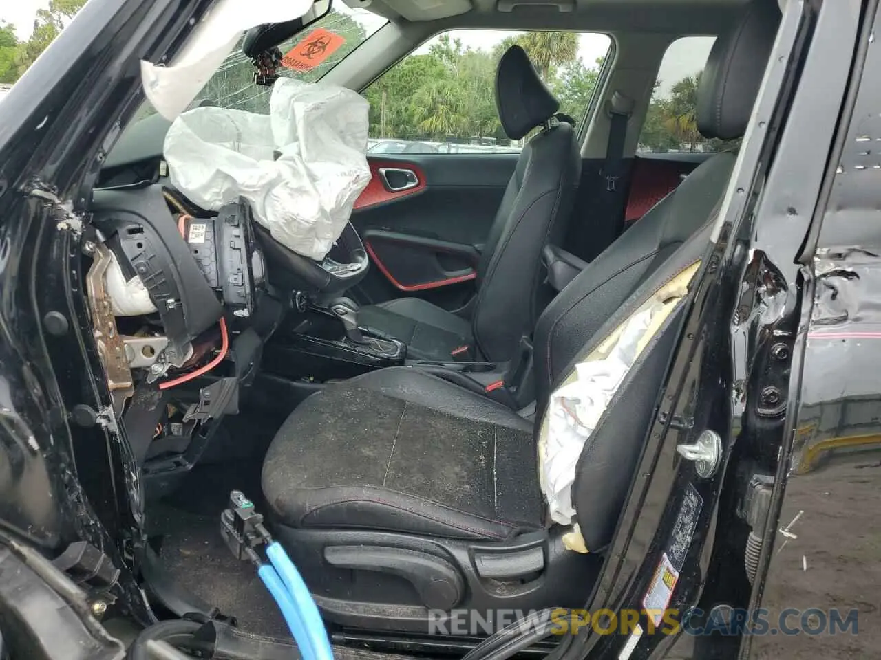 7 Photograph of a damaged car KNDJ53AU6P7854436 KIA SOUL 2023