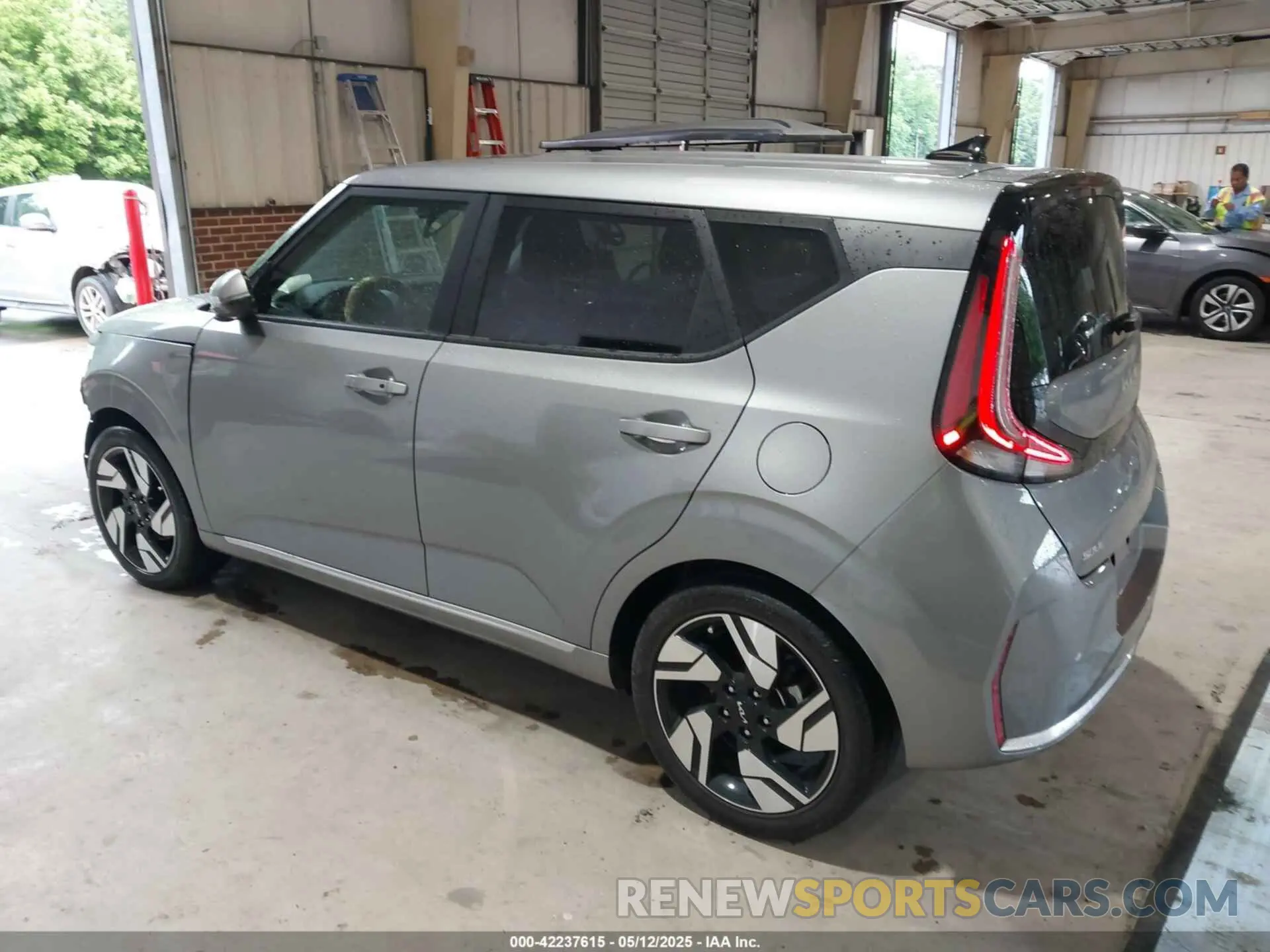 3 Photograph of a damaged car KNDJ53AU6P7864772 KIA SOUL 2023