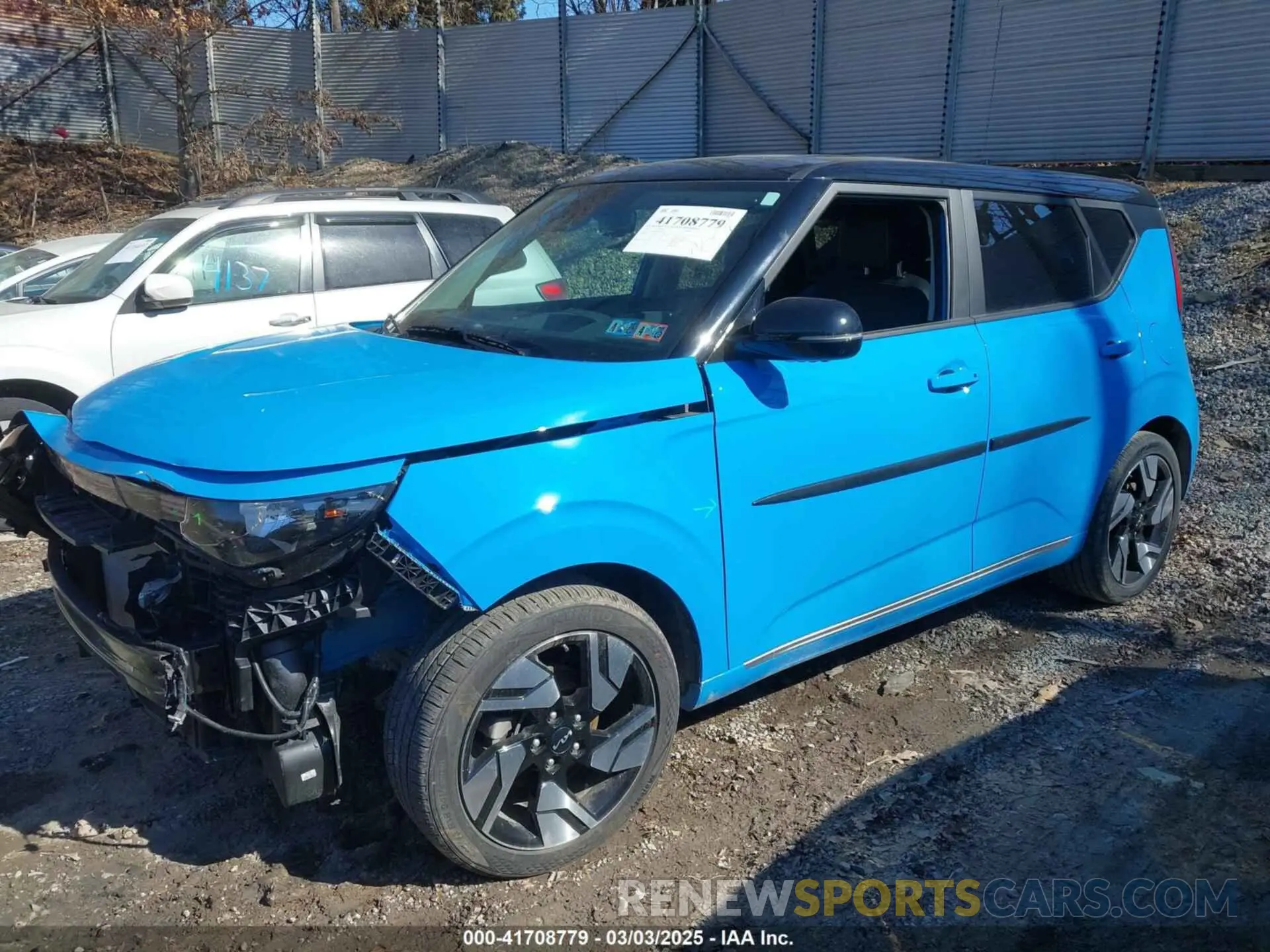 2 Photograph of a damaged car KNDJ53AU7P7206961 KIA SOUL 2023