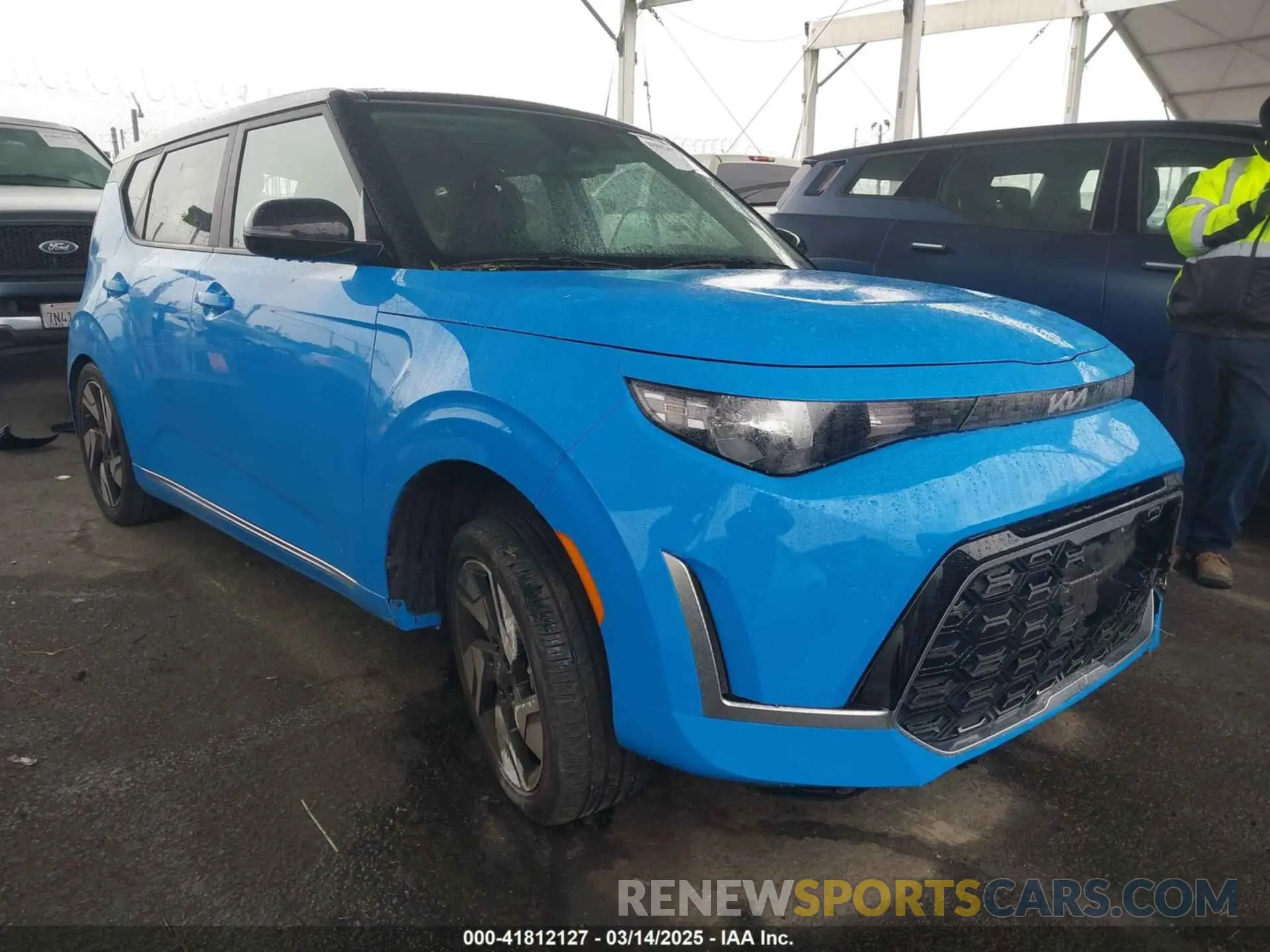 1 Photograph of a damaged car KNDJ53AU8P7205852 KIA SOUL 2023