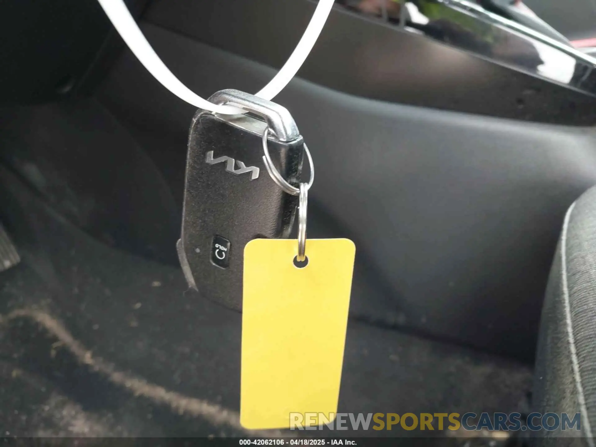 11 Photograph of a damaged car KNDJ53AU9P7842071 KIA SOUL 2023