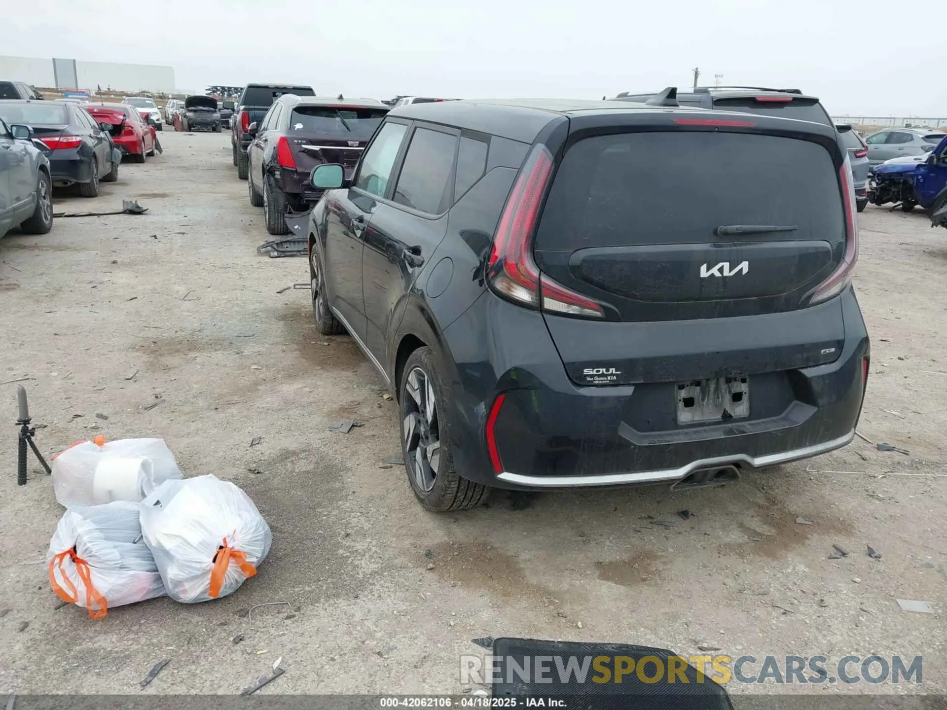 3 Photograph of a damaged car KNDJ53AU9P7842071 KIA SOUL 2023