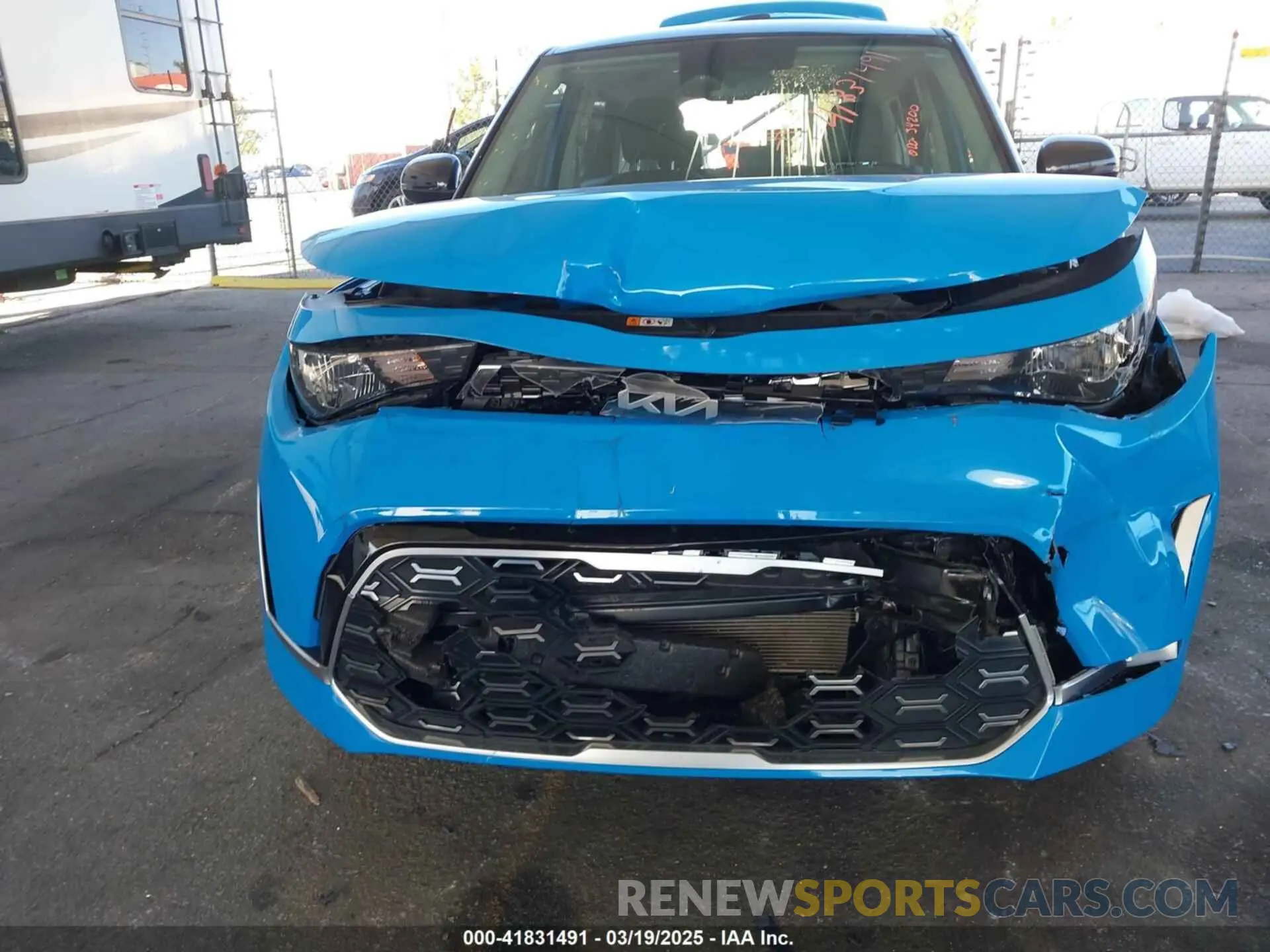 6 Photograph of a damaged car KNDJ53AUXP7193929 KIA SOUL 2023