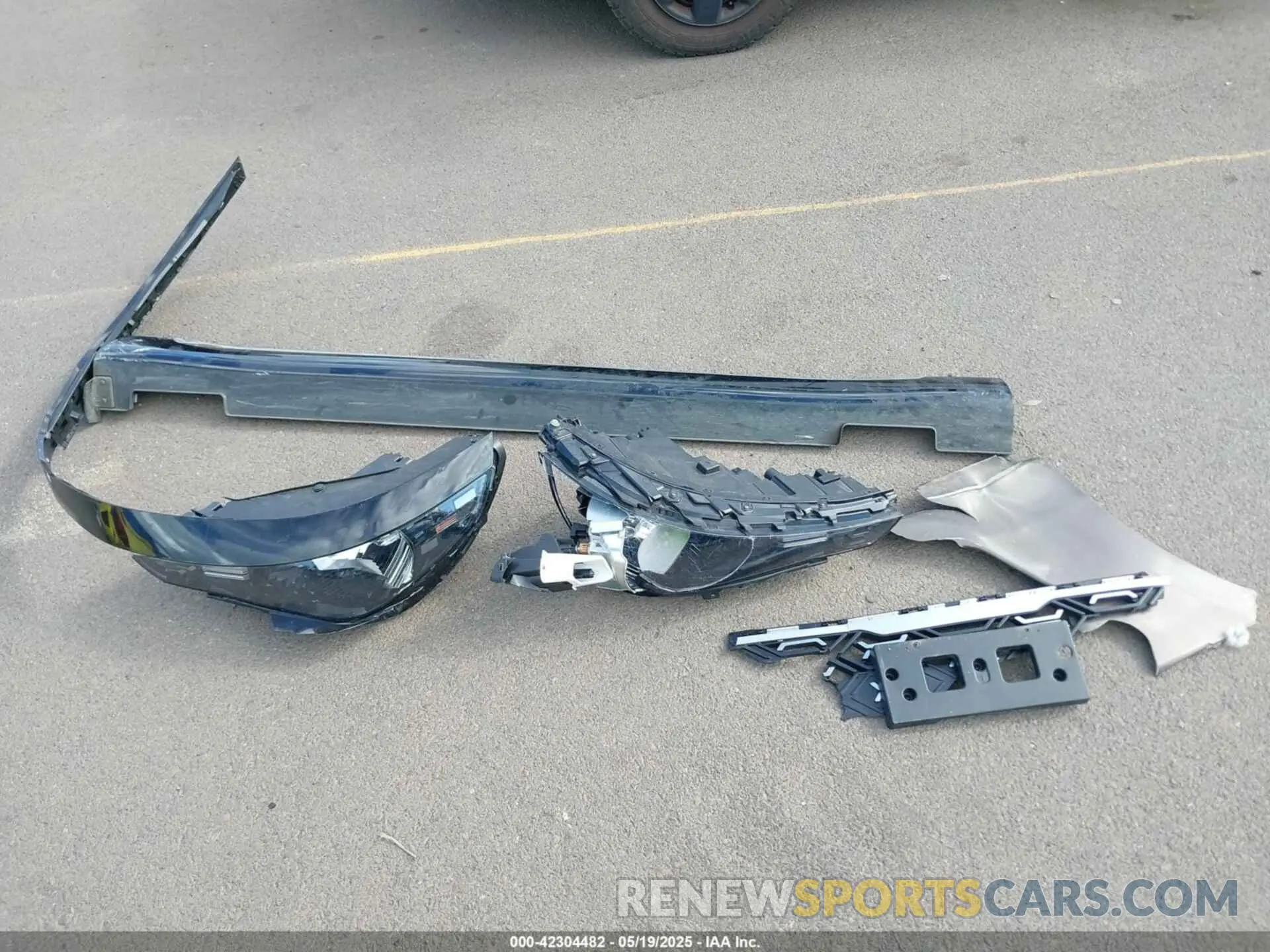 12 Photograph of a damaged car KNDJ53AUXP7849451 KIA SOUL 2023