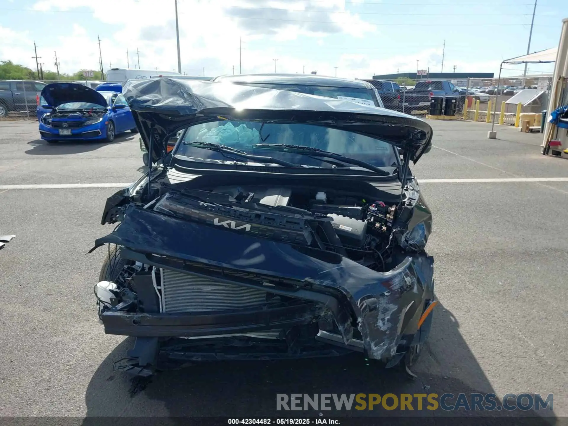 13 Photograph of a damaged car KNDJ53AUXP7849451 KIA SOUL 2023