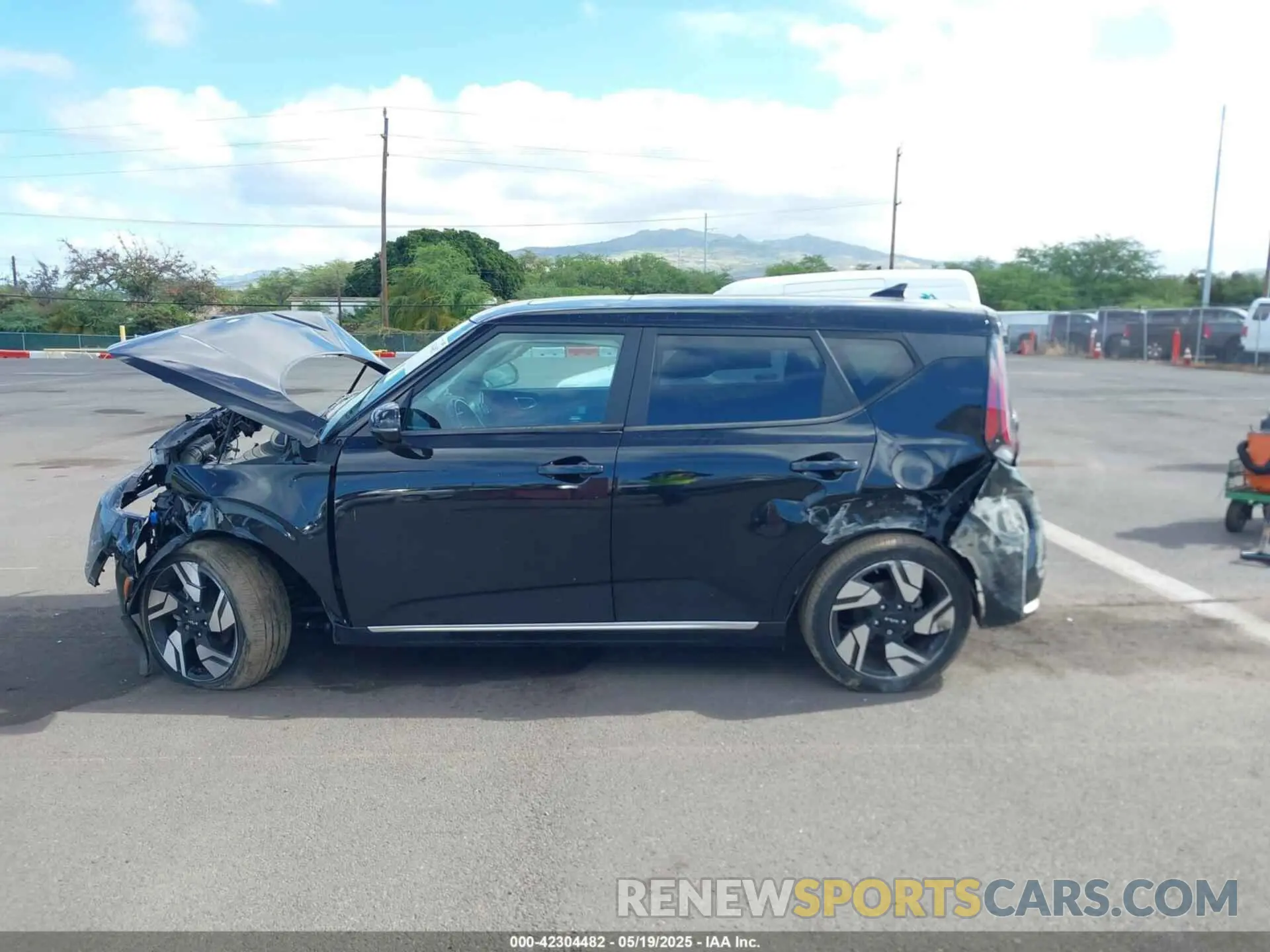 15 Photograph of a damaged car KNDJ53AUXP7849451 KIA SOUL 2023