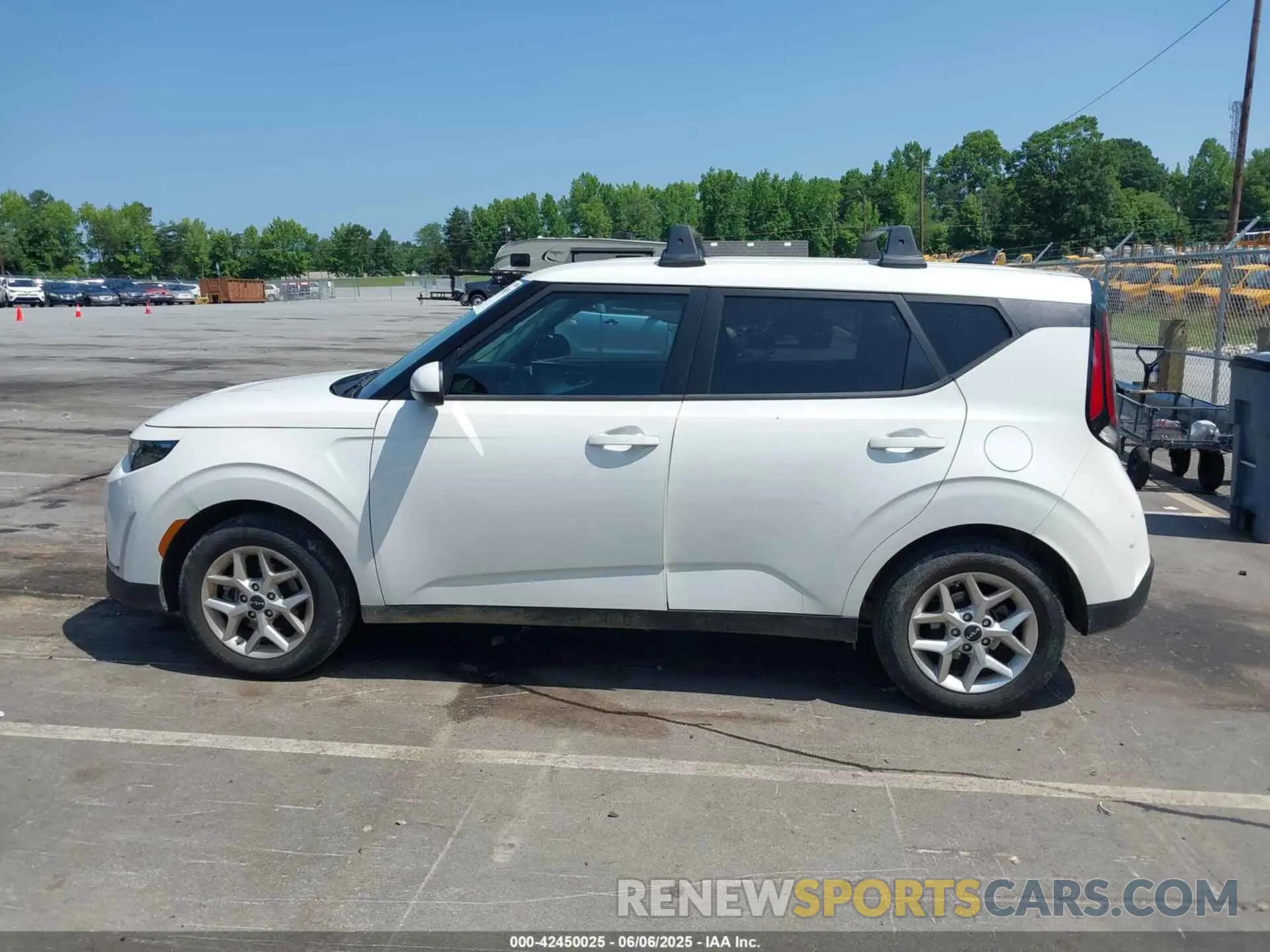 14 Photograph of a damaged car KNDJ23AU0R7225038 KIA SOUL 2024