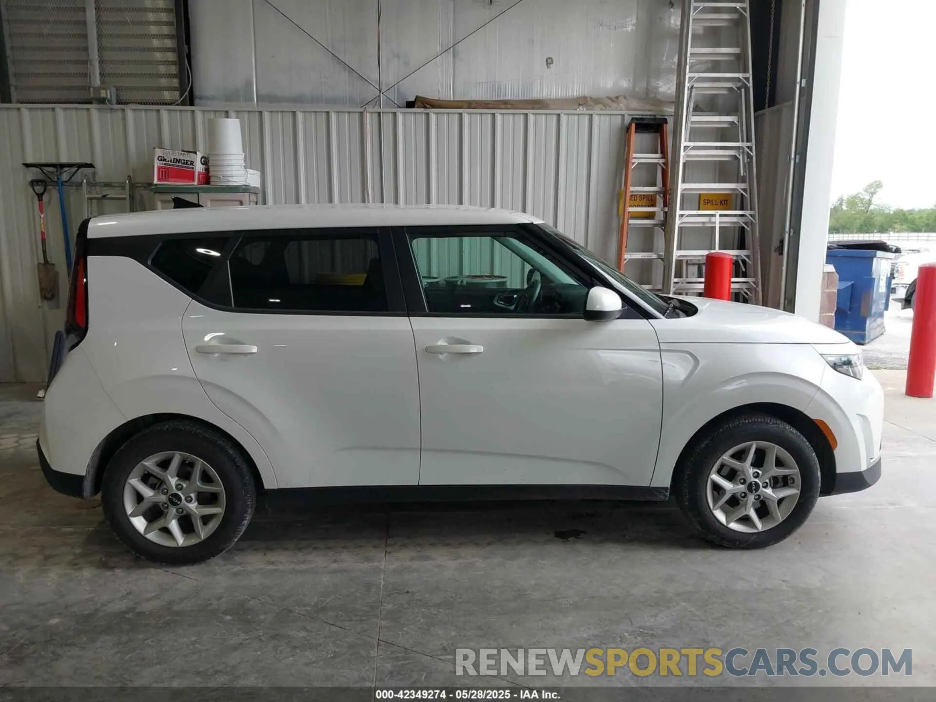 13 Photograph of a damaged car KNDJ23AU1R7237456 KIA SOUL 2024