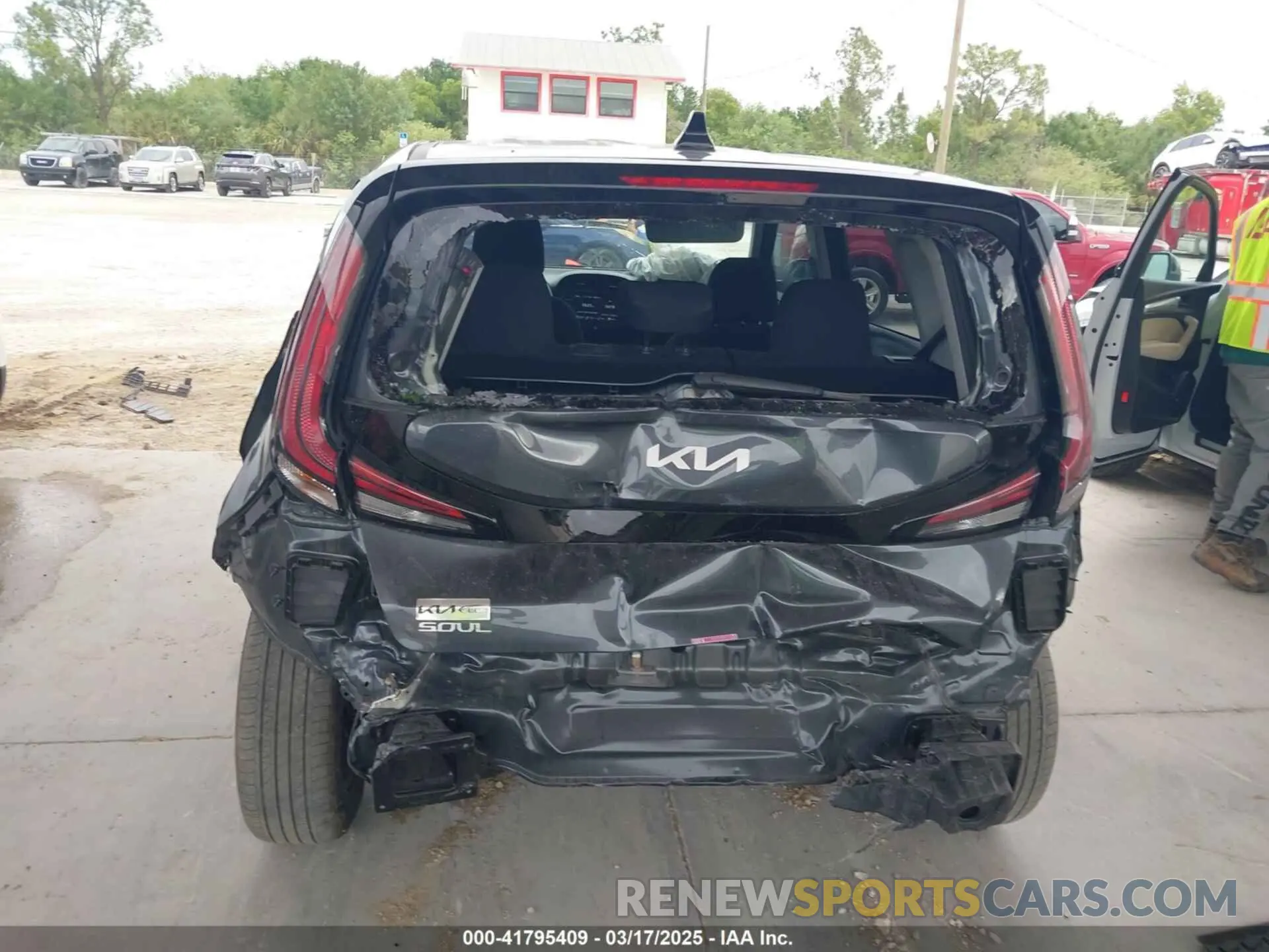 6 Photograph of a damaged car KNDJ23AU1R7919964 KIA SOUL 2024