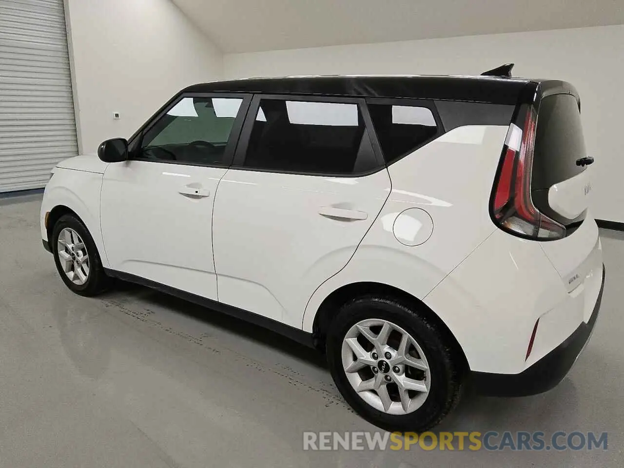 2 Photograph of a damaged car KNDJ23AU2R7224196 KIA SOUL 2024