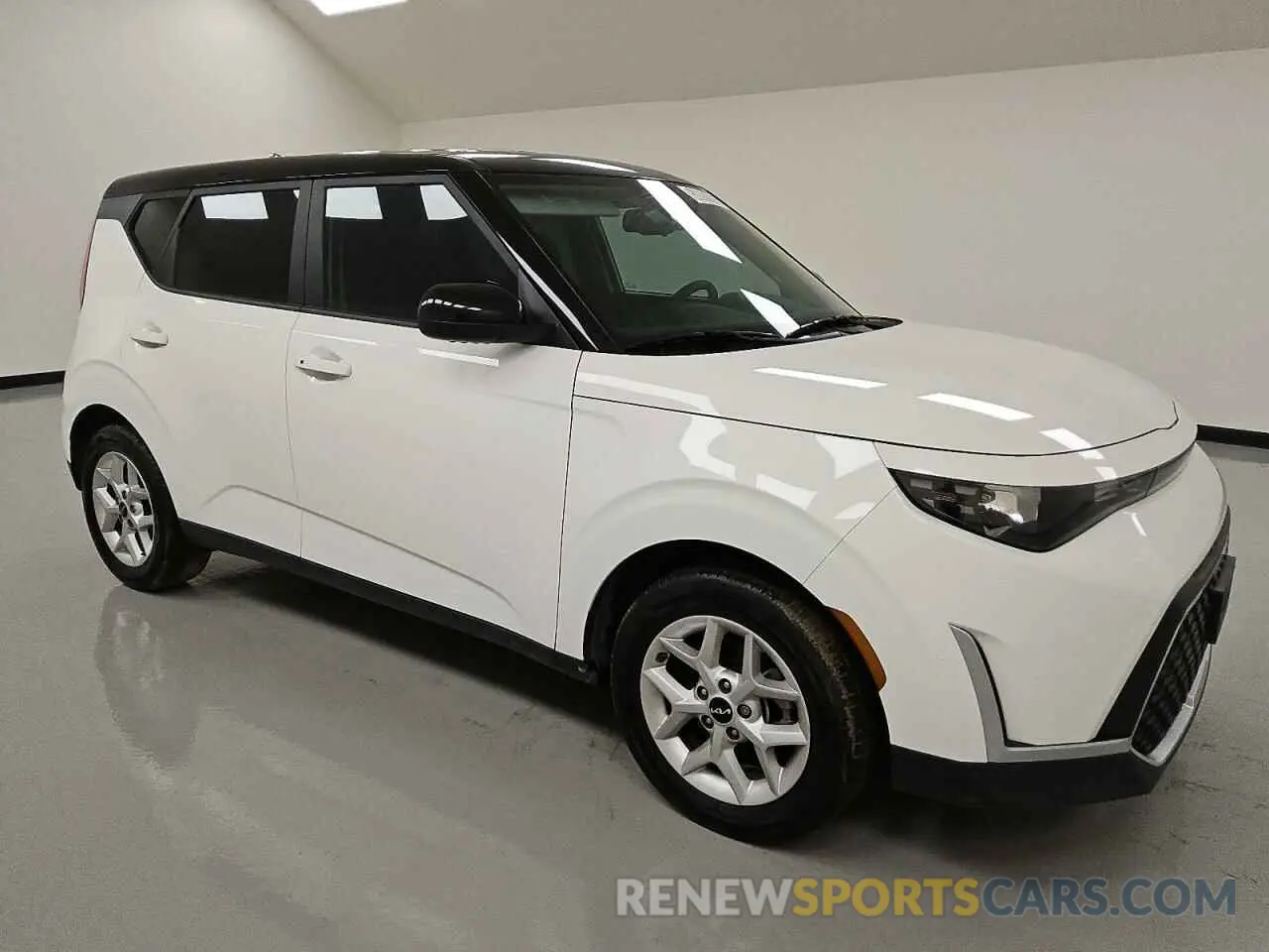 4 Photograph of a damaged car KNDJ23AU2R7224196 KIA SOUL 2024