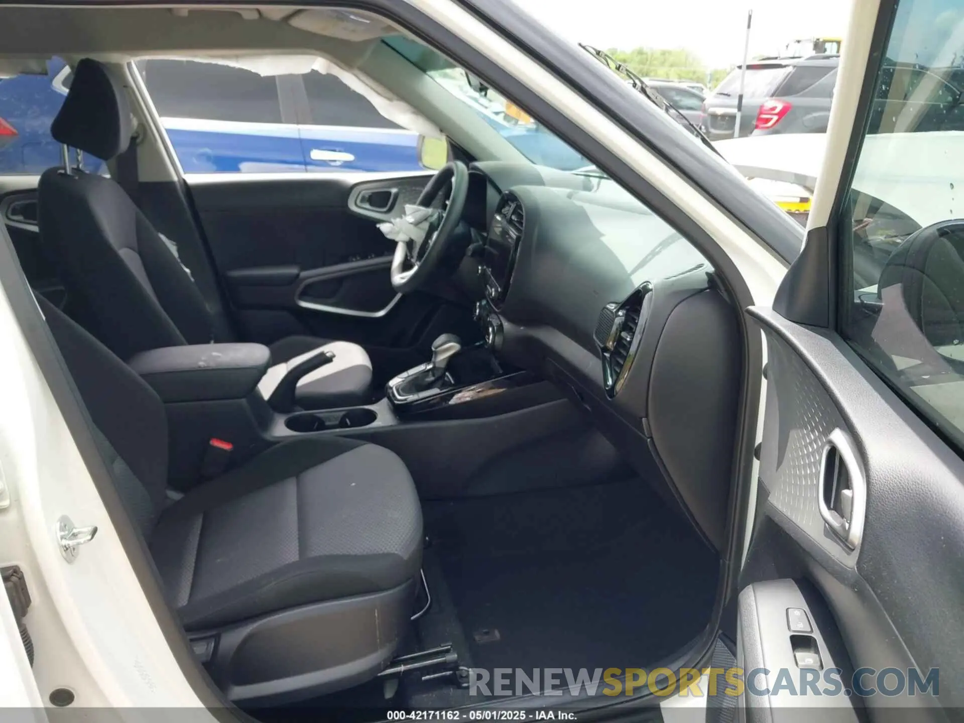 5 Photograph of a damaged car KNDJ23AU2R7229642 KIA SOUL 2024