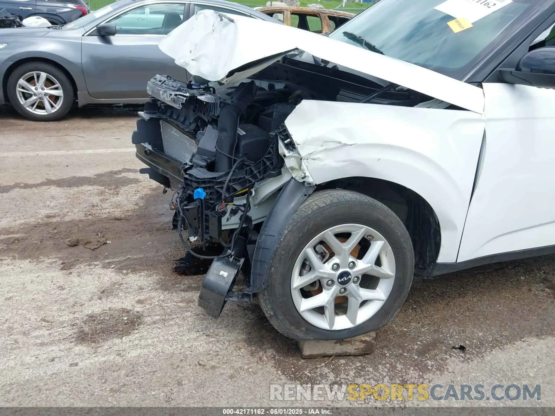6 Photograph of a damaged car KNDJ23AU2R7229642 KIA SOUL 2024