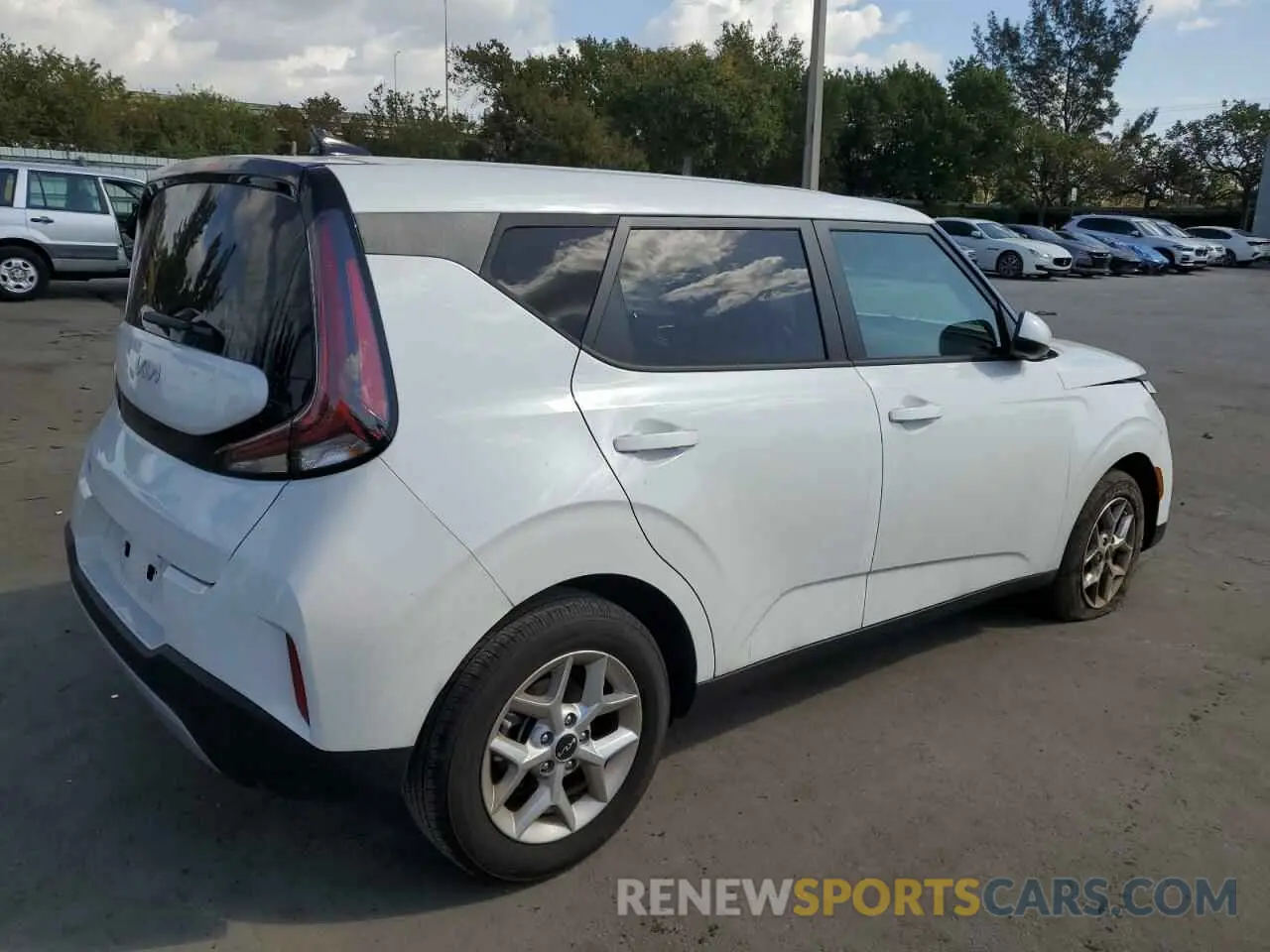 3 Photograph of a damaged car KNDJ23AU2R7231343 KIA SOUL 2024