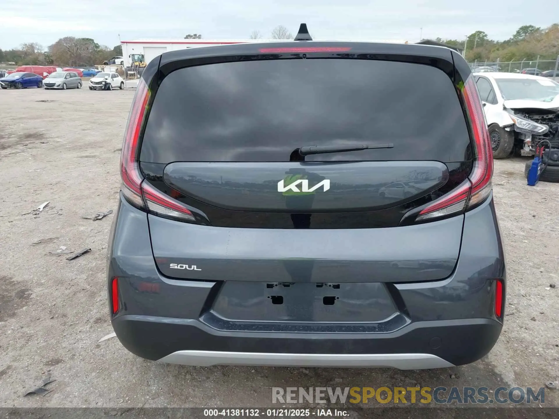 16 Photograph of a damaged car KNDJ23AU2R7909296 KIA SOUL 2024