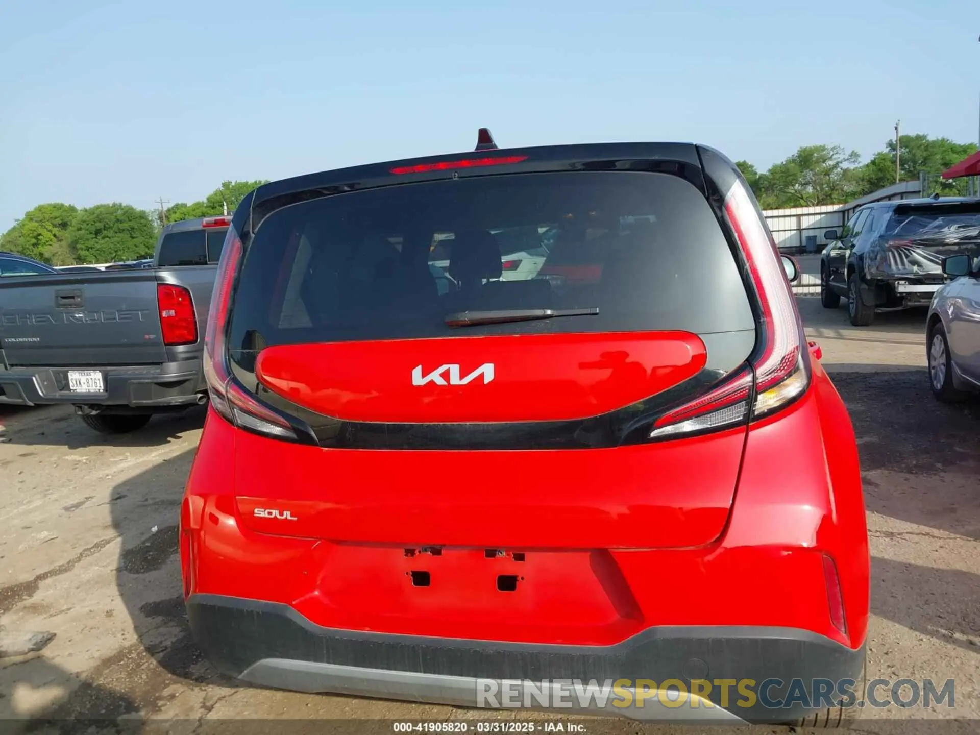 16 Photograph of a damaged car KNDJ23AU3R7232162 KIA SOUL 2024