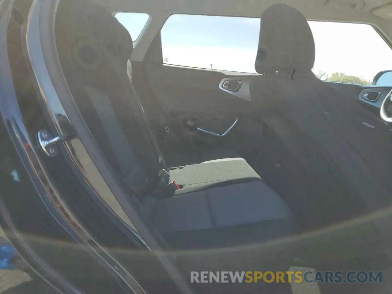 10 Photograph of a damaged car KNDJ23AU3R7236938 KIA SOUL 2024