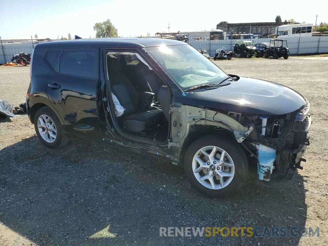 4 Photograph of a damaged car KNDJ23AU3R7236938 KIA SOUL 2024