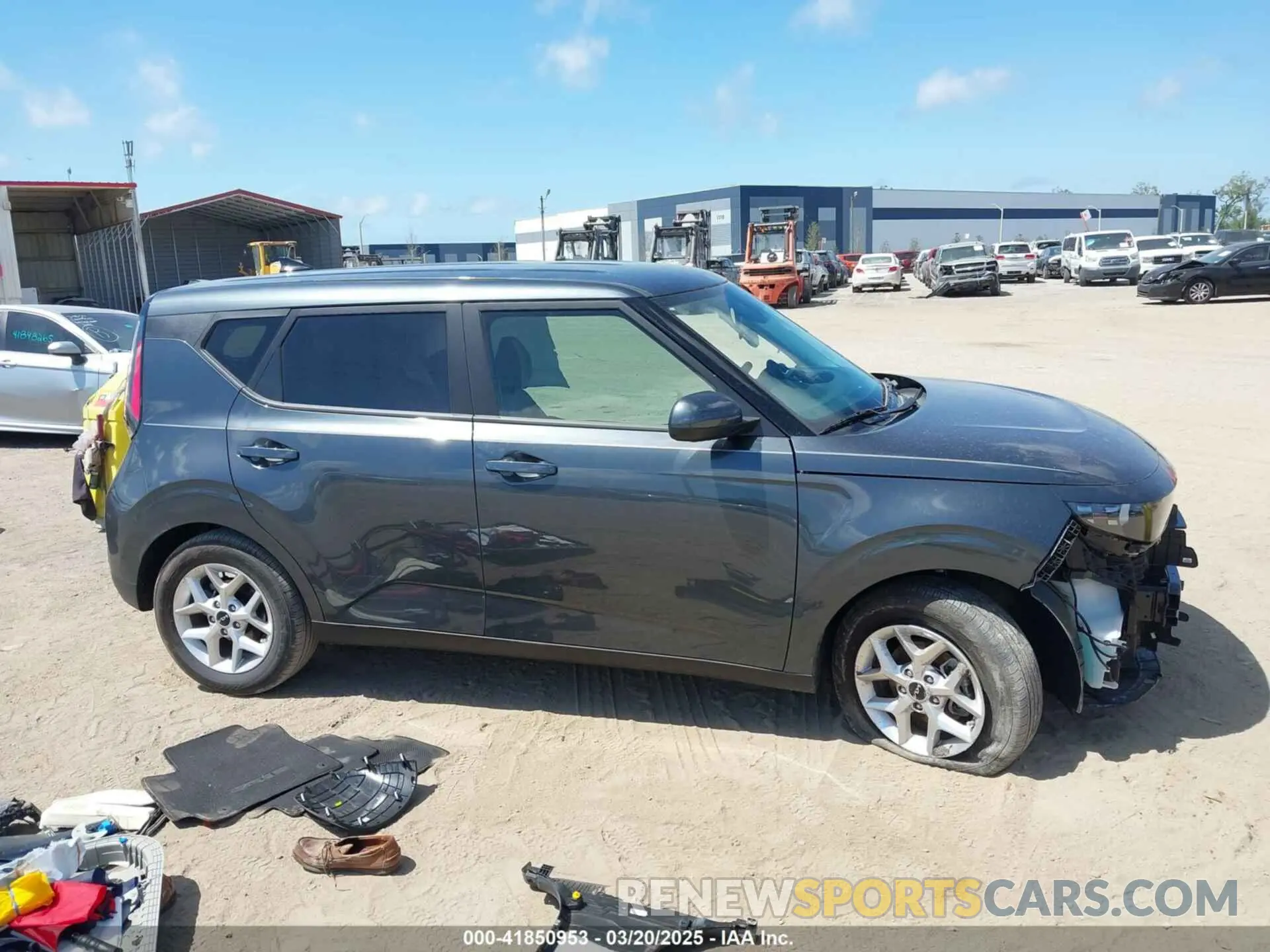14 Photograph of a damaged car KNDJ23AU3R7921070 KIA SOUL 2024