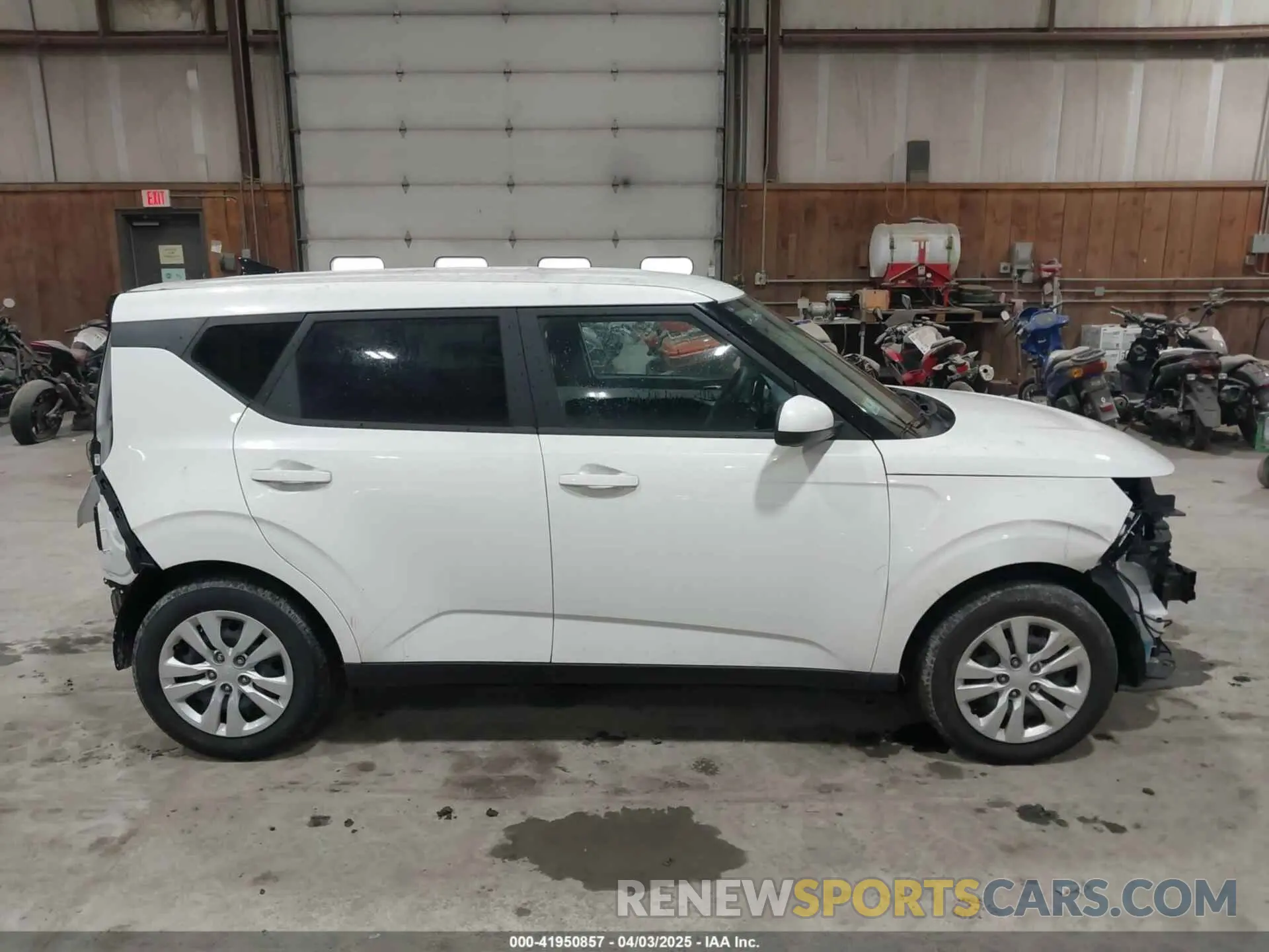 14 Photograph of a damaged car KNDJ23AU4R7238035 KIA SOUL 2024