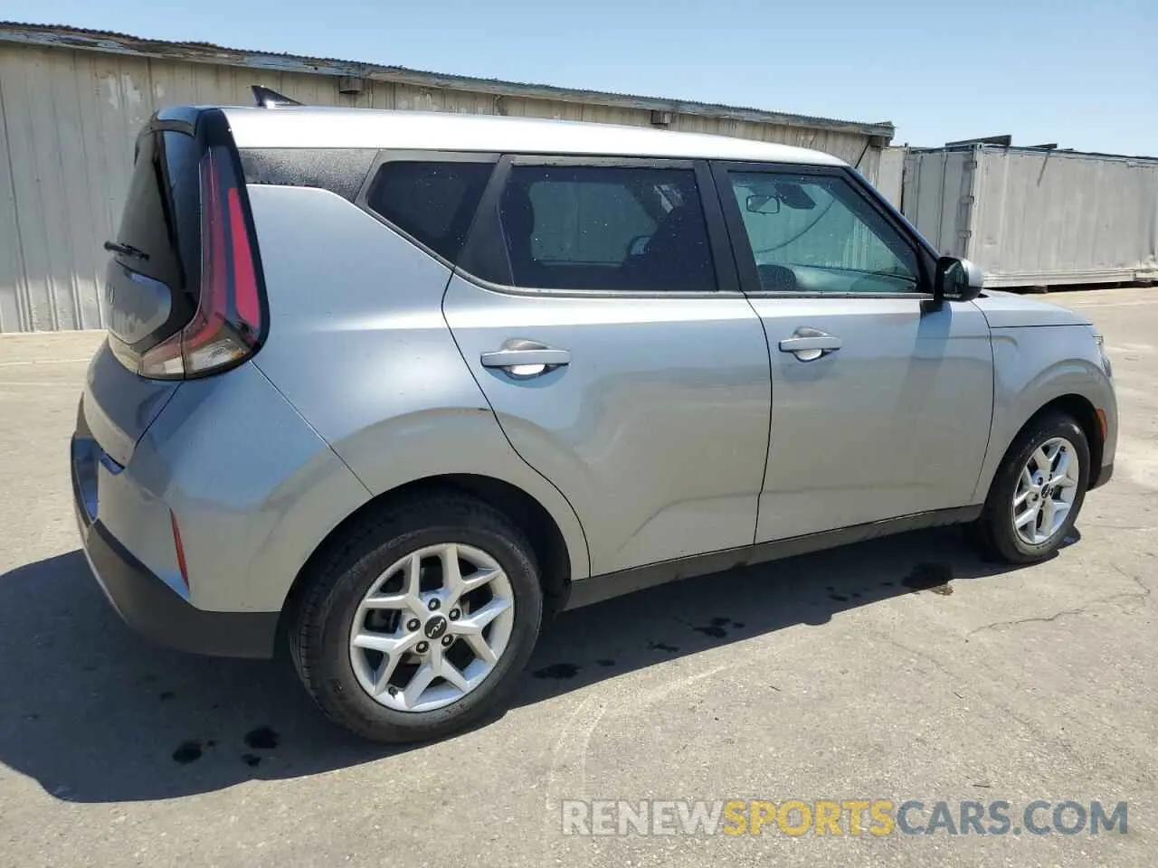 3 Photograph of a damaged car KNDJ23AU4R7899287 KIA SOUL 2024