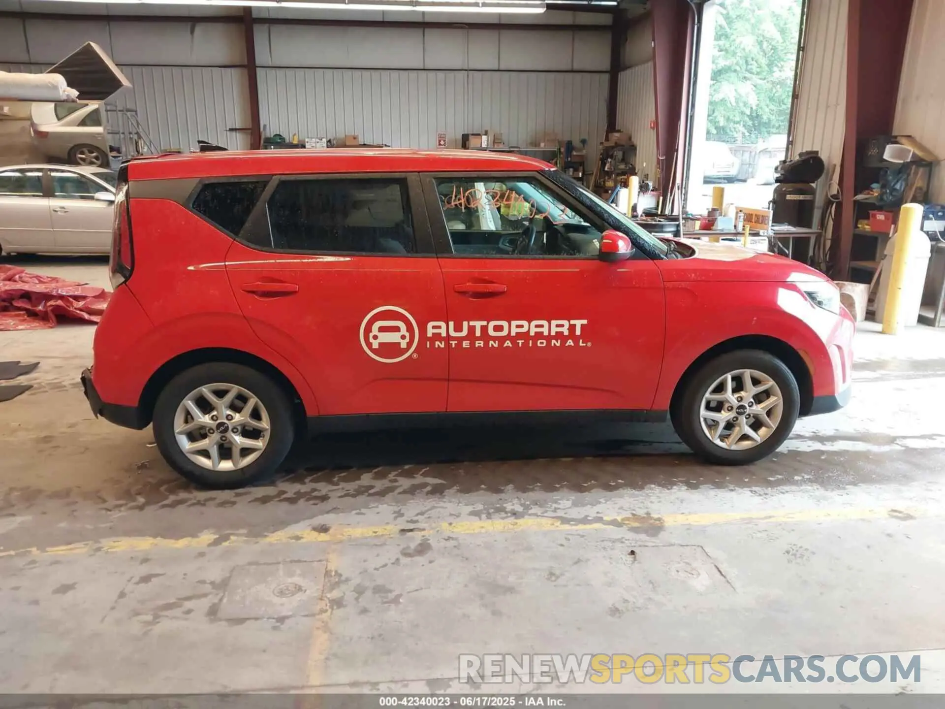 13 Photograph of a damaged car KNDJ23AU5R7232955 KIA SOUL 2024
