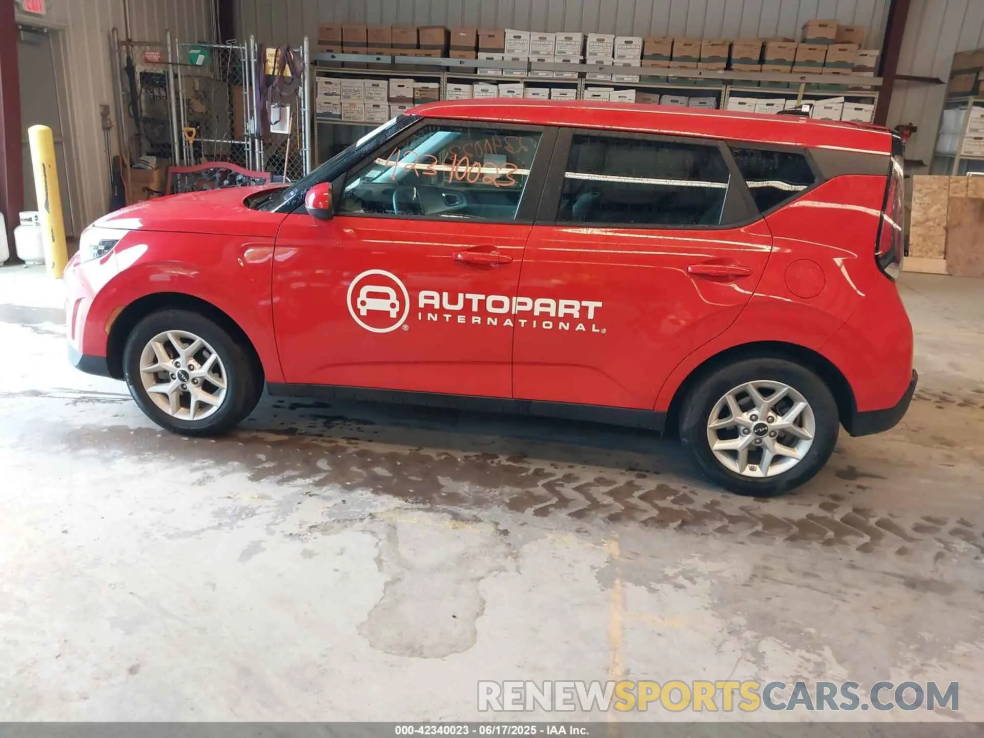 14 Photograph of a damaged car KNDJ23AU5R7232955 KIA SOUL 2024
