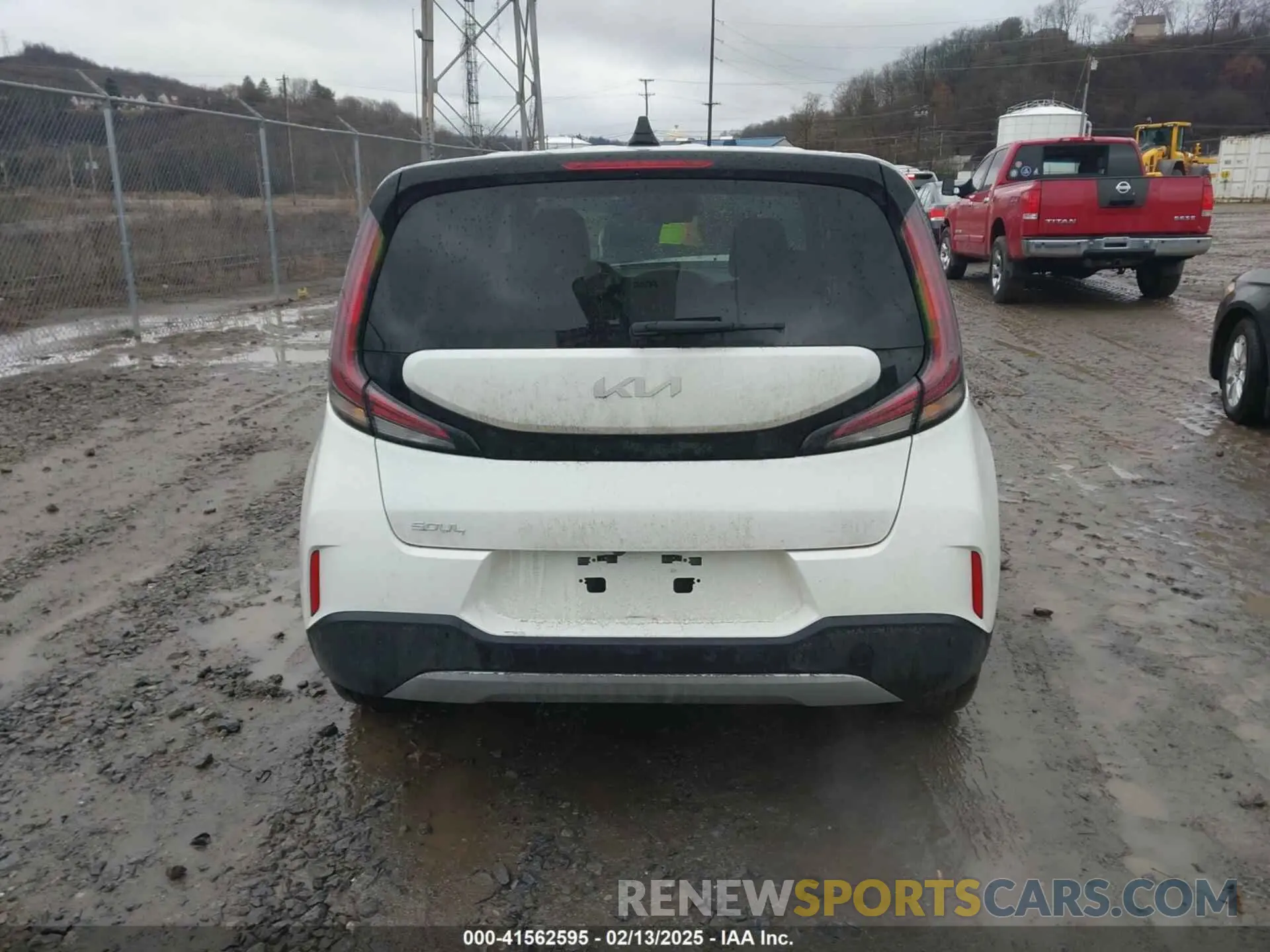 16 Photograph of a damaged car KNDJ23AU5R7237881 KIA SOUL 2024