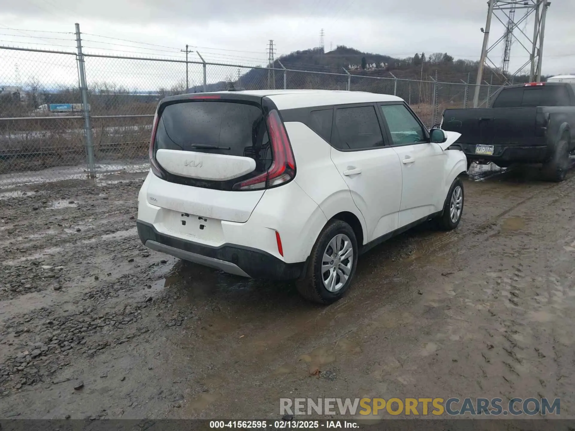 4 Photograph of a damaged car KNDJ23AU5R7237881 KIA SOUL 2024