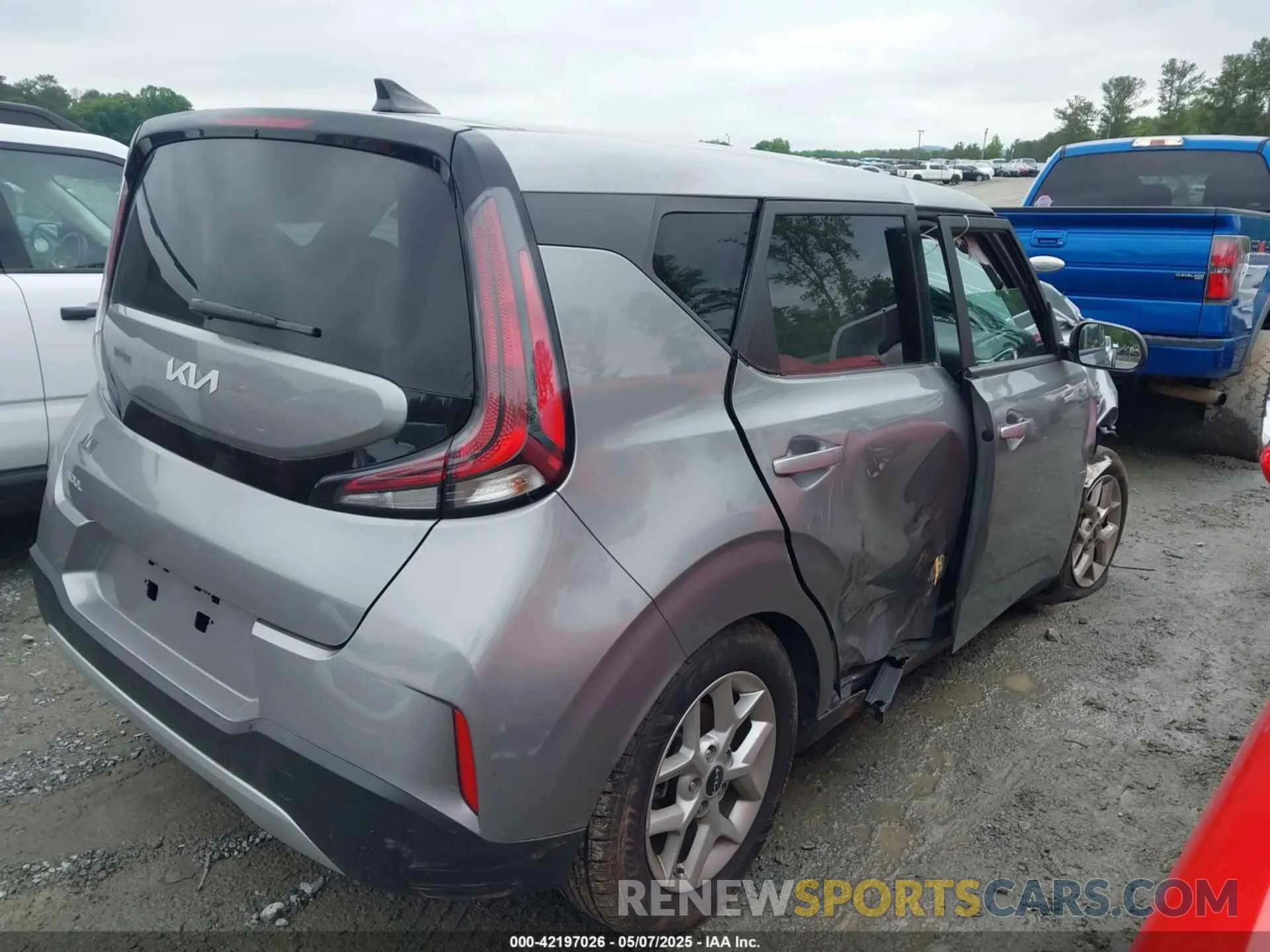 4 Photograph of a damaged car KNDJ23AU5R7897984 KIA SOUL 2024
