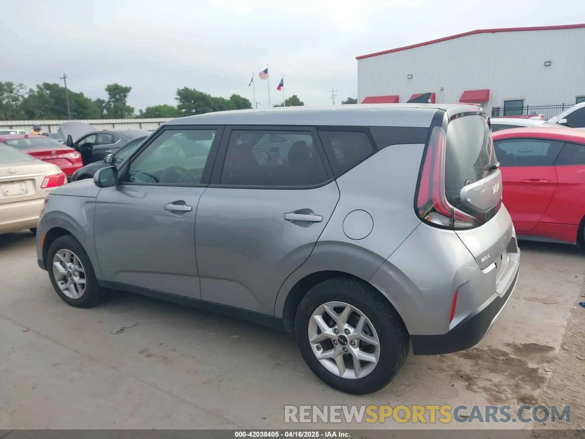 14 Photograph of a damaged car KNDJ23AU5R7914508 KIA SOUL 2024